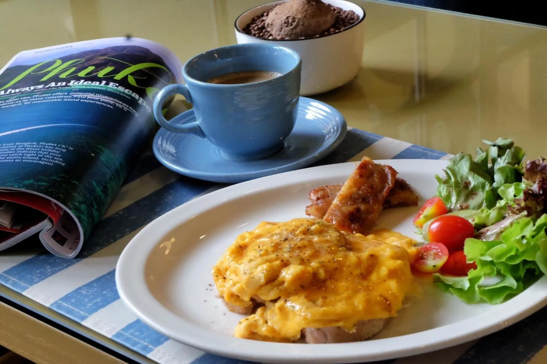 Food and drinks in The Blanket Hotel Phuket Old Town