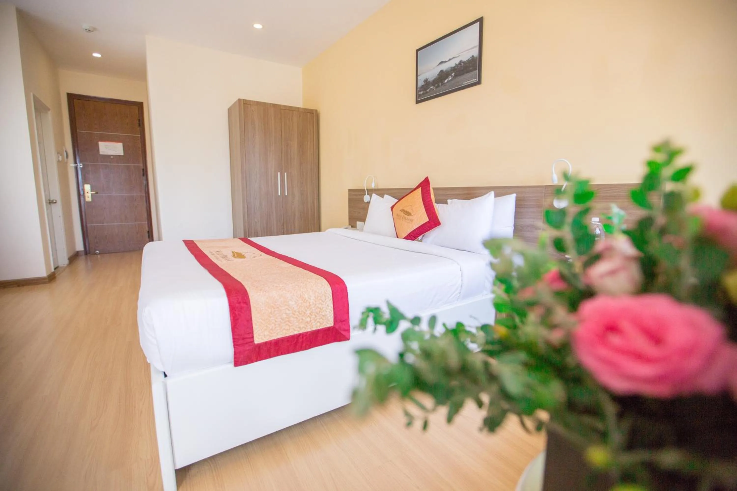 Bed in Nice Dream Hotel