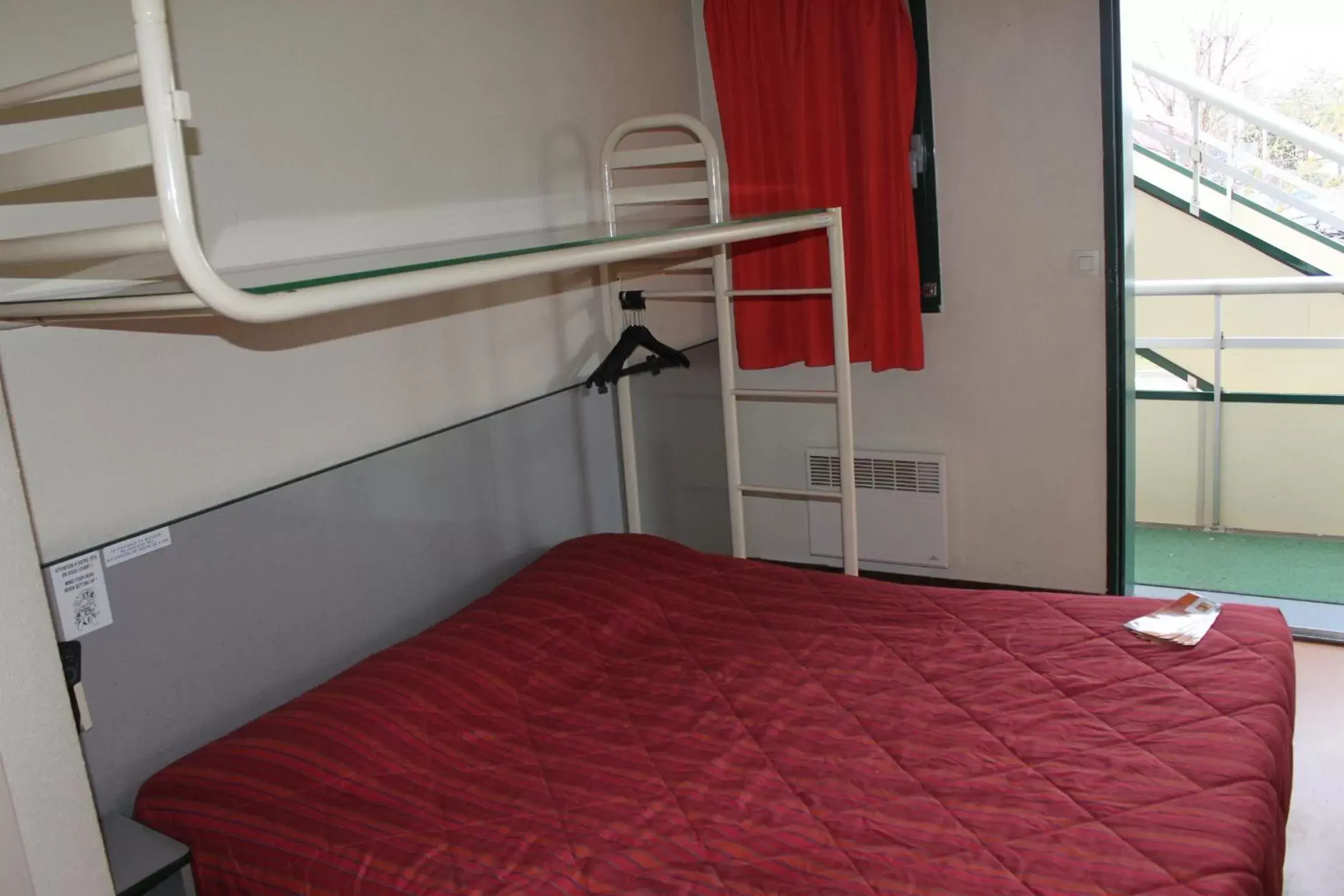 Double Room in Hôtel Premiere Classe Pamiers Double Room in Hôtel Premiere Classe Pamiers