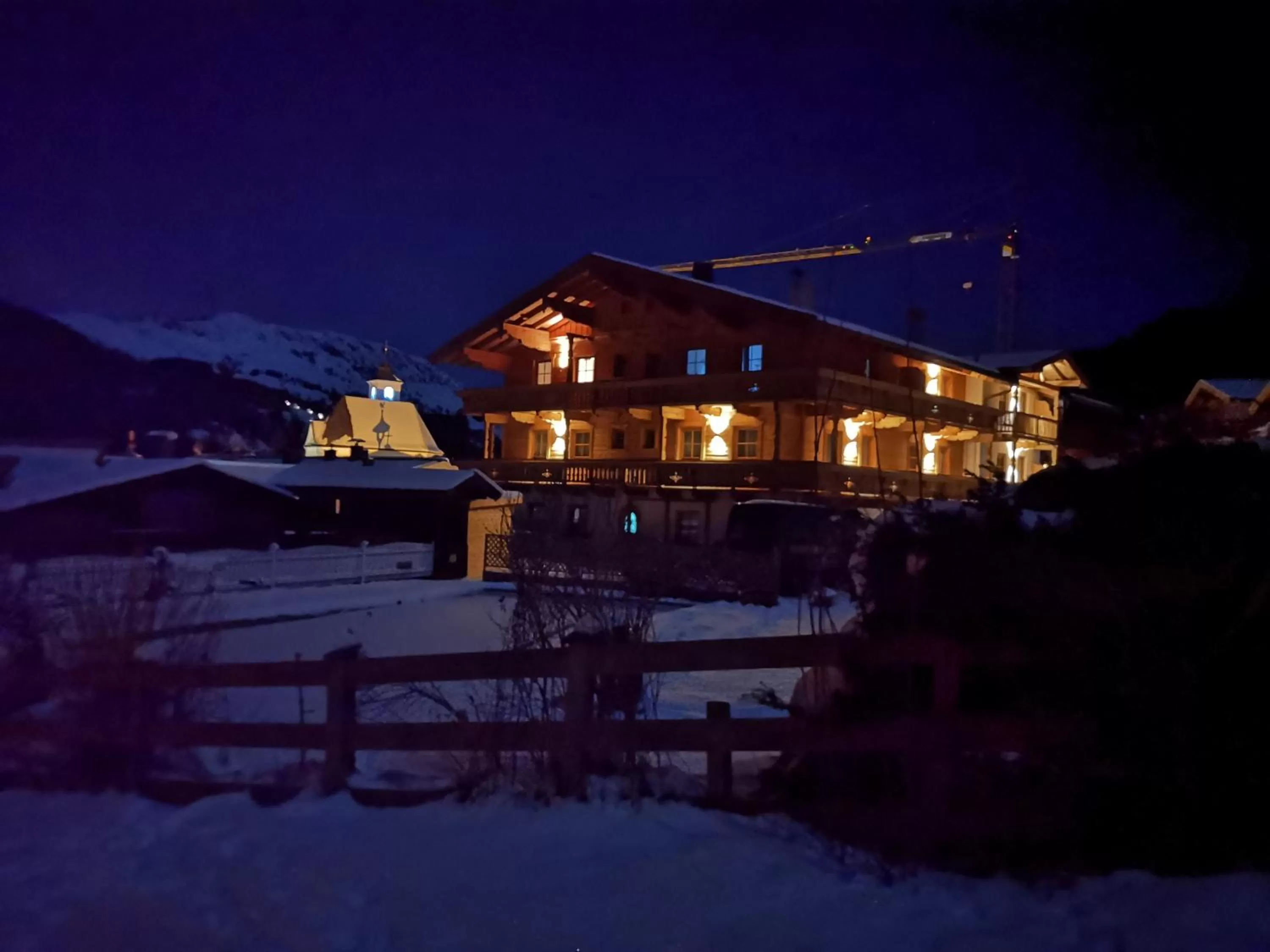 Property building, Winter in Hotel Aschauer Hof z'Fritzn