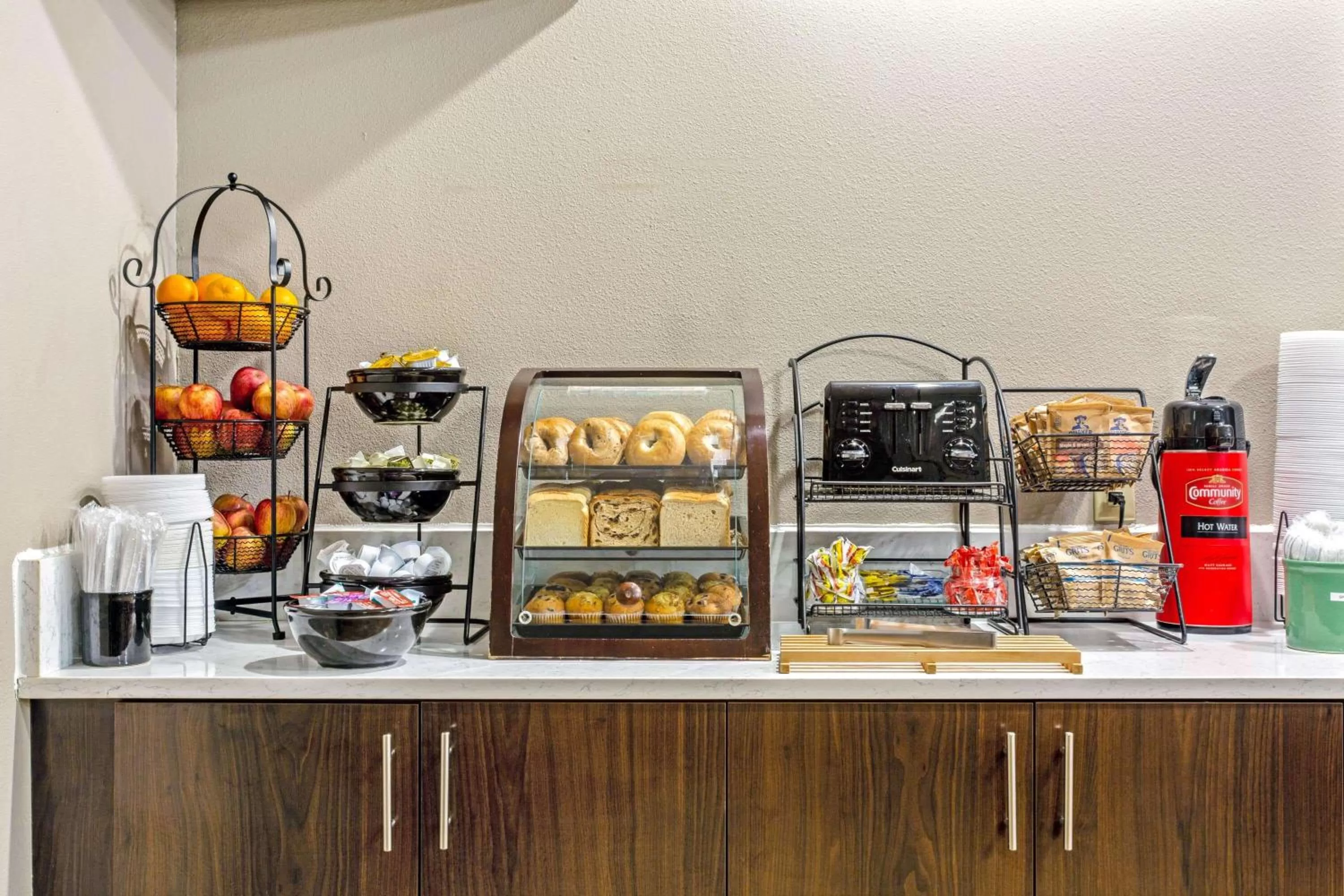 Restaurant/places to eat in La Quinta by Wyndham Biloxi