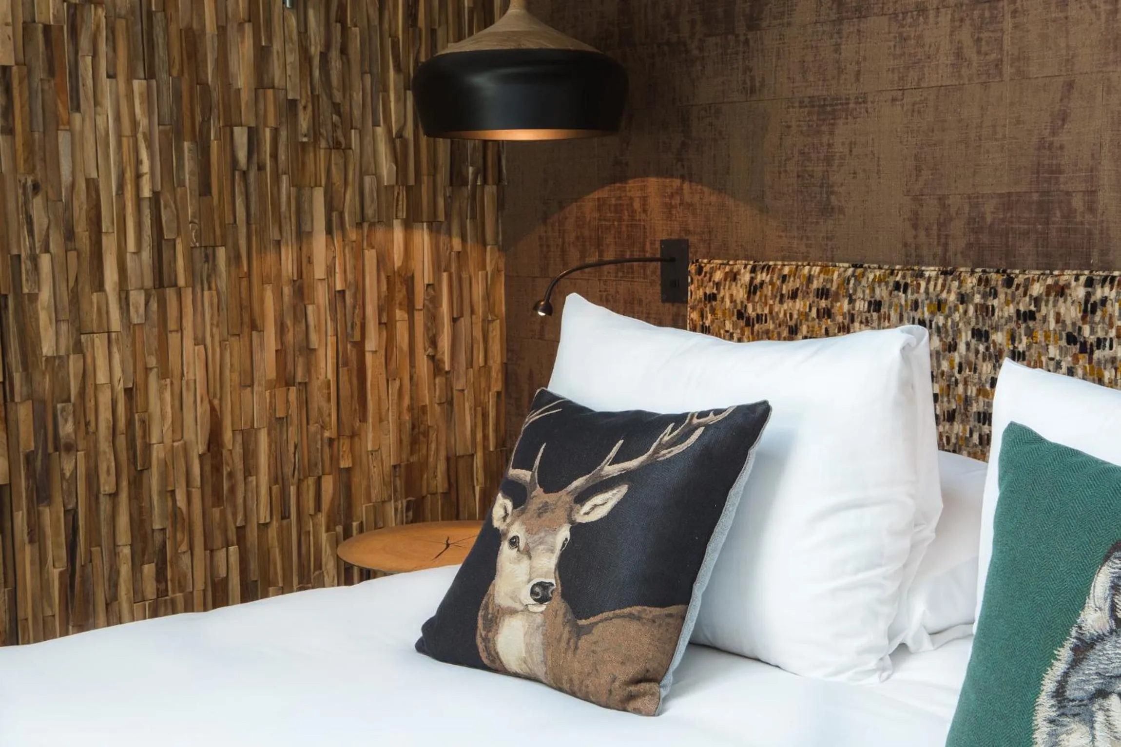 Bed in Dominique Colonna