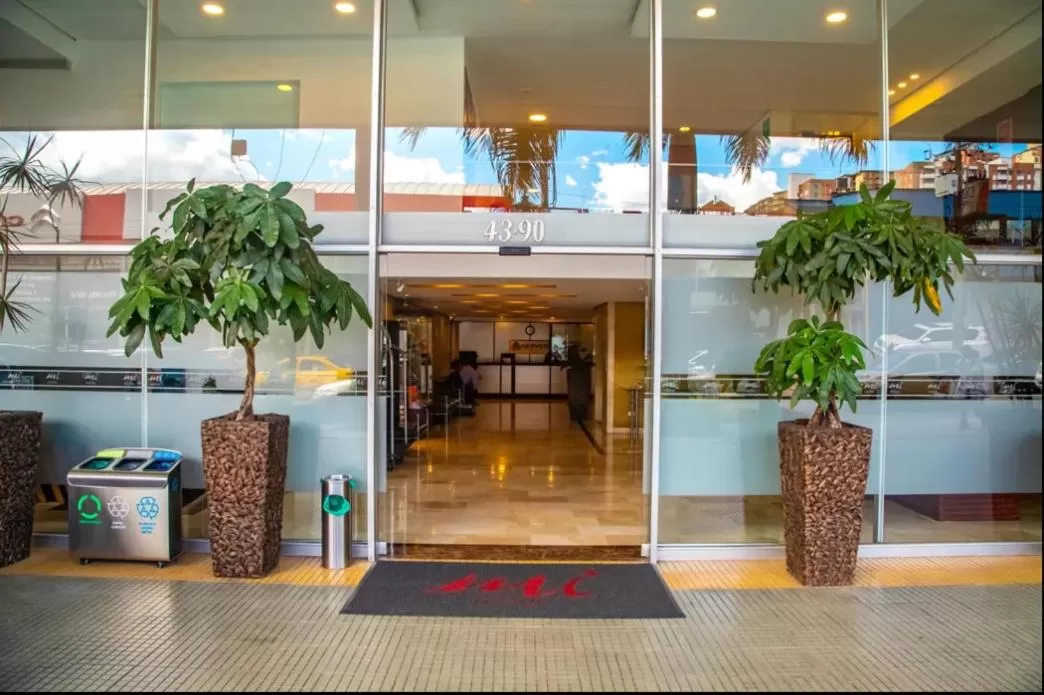 Lobby or reception in Best Western Plus Hotel Sandiego