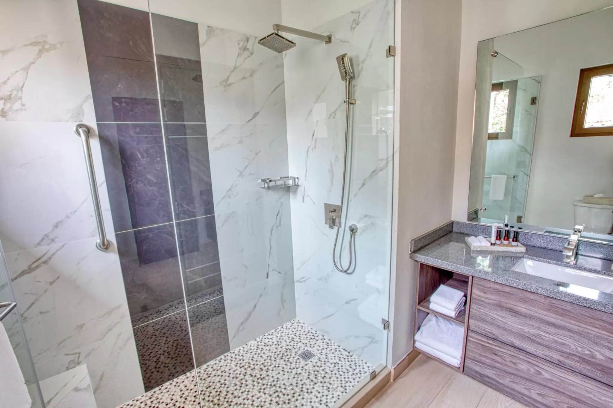 Bathroom in Casa Nicole Hotel Boutique