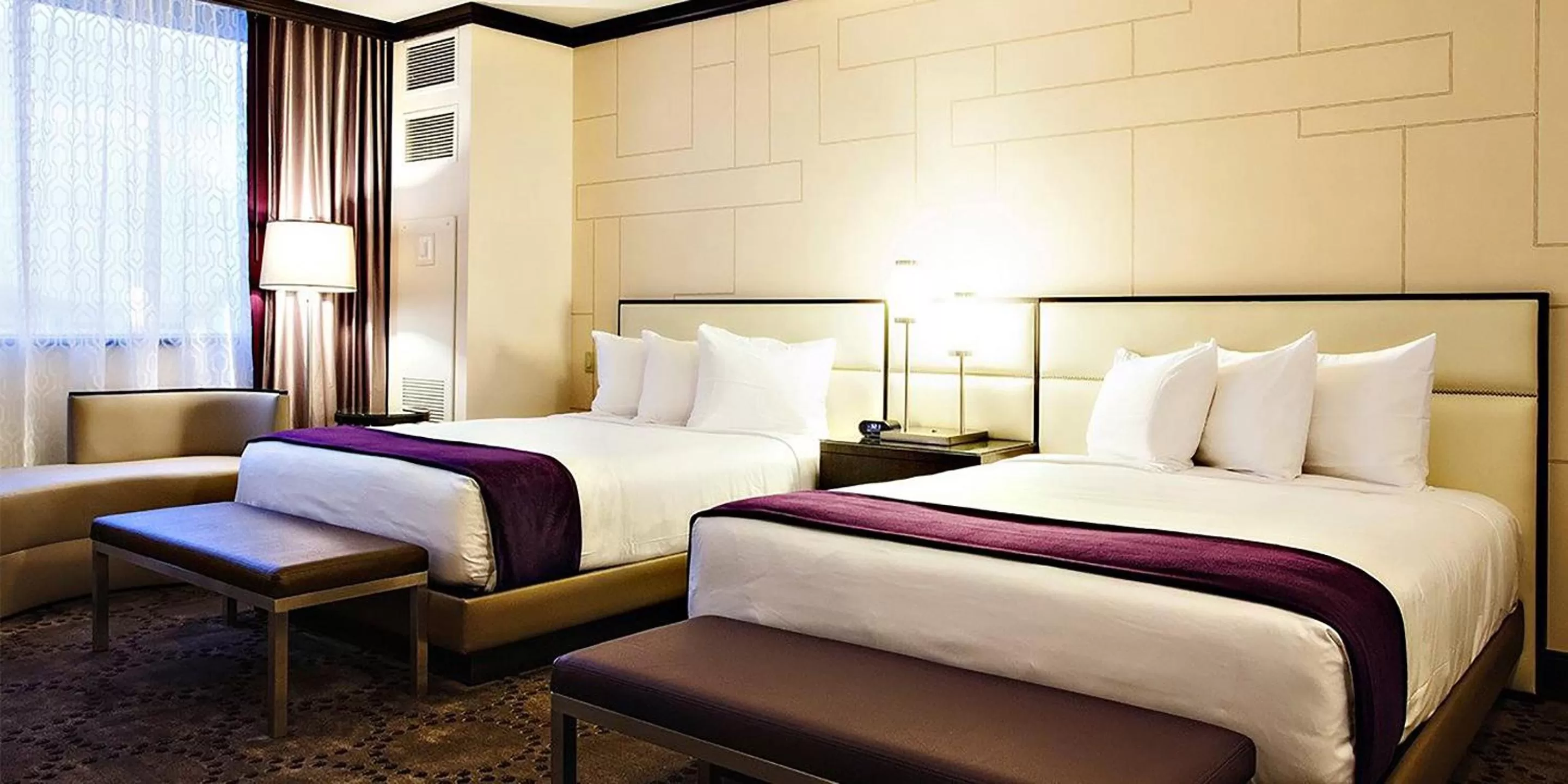 Bedroom, Bed in Harrah's Resort Atlantic City, A Caesars Destination
