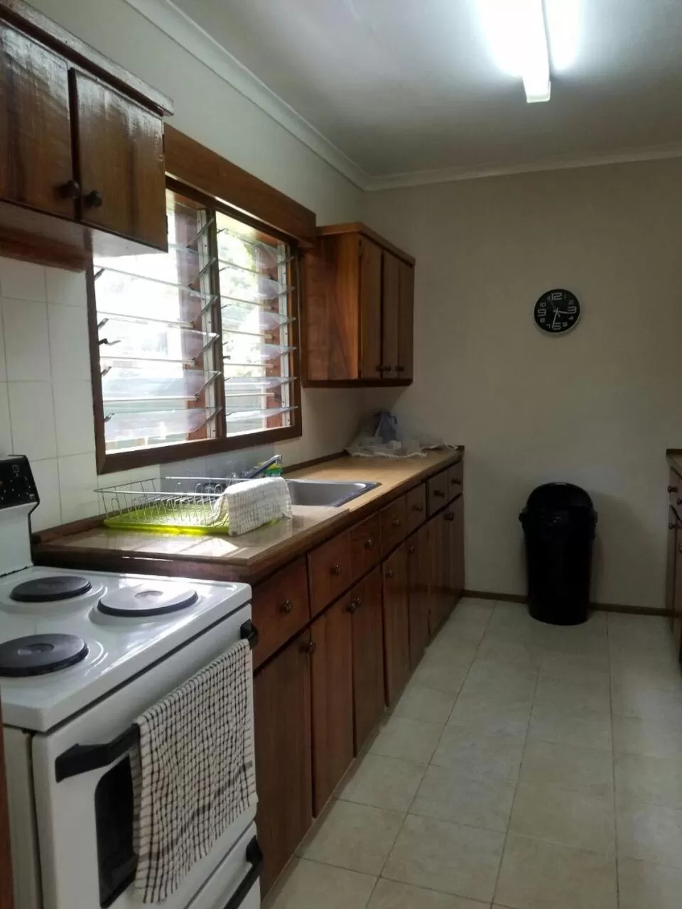 Kitchen/Kitchenette in Ufulu Gardens Hotel