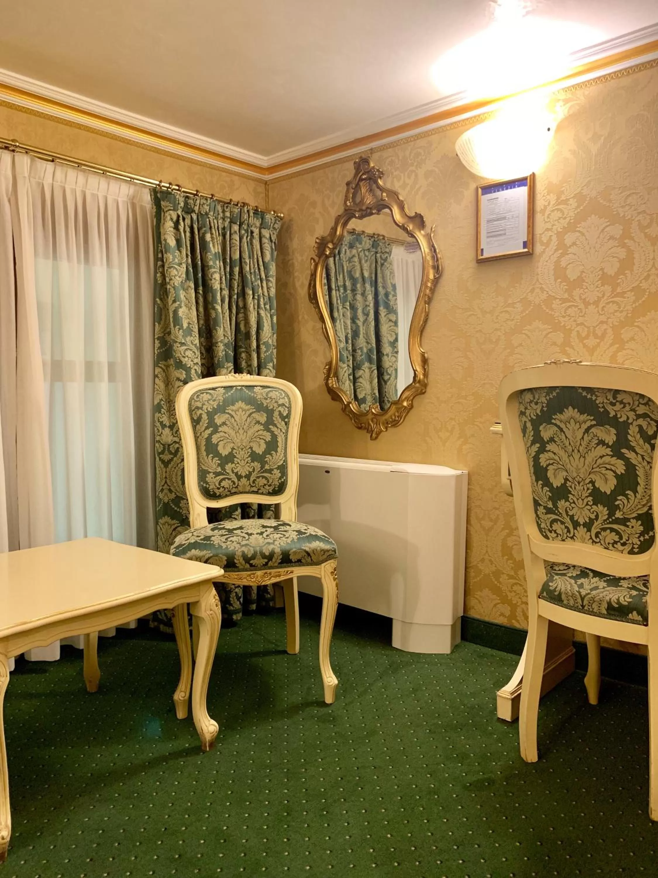 Seating area in Hotel Becher