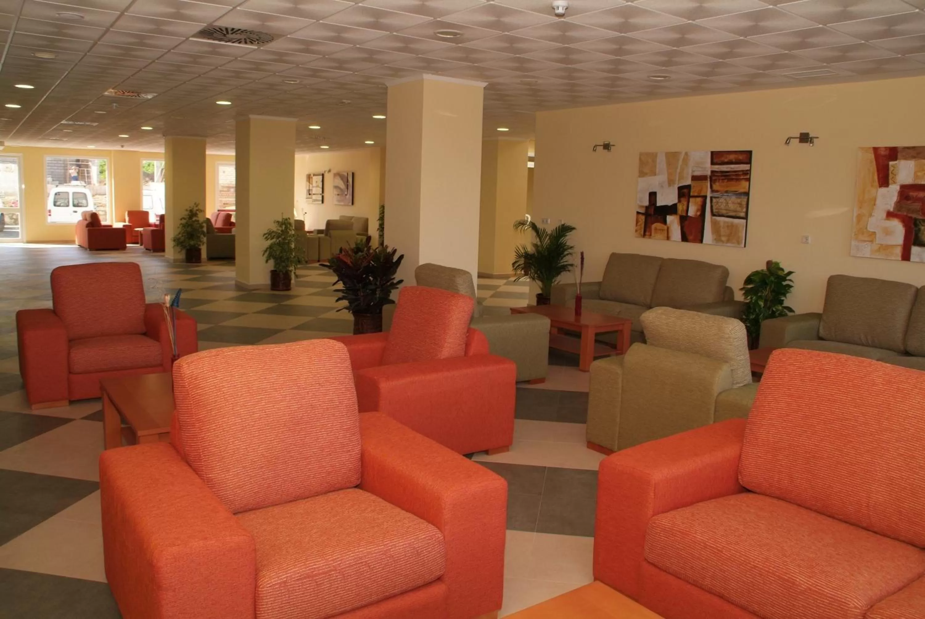 Communal lounge/ TV room in Gran Hotel Ciudad Del Sur