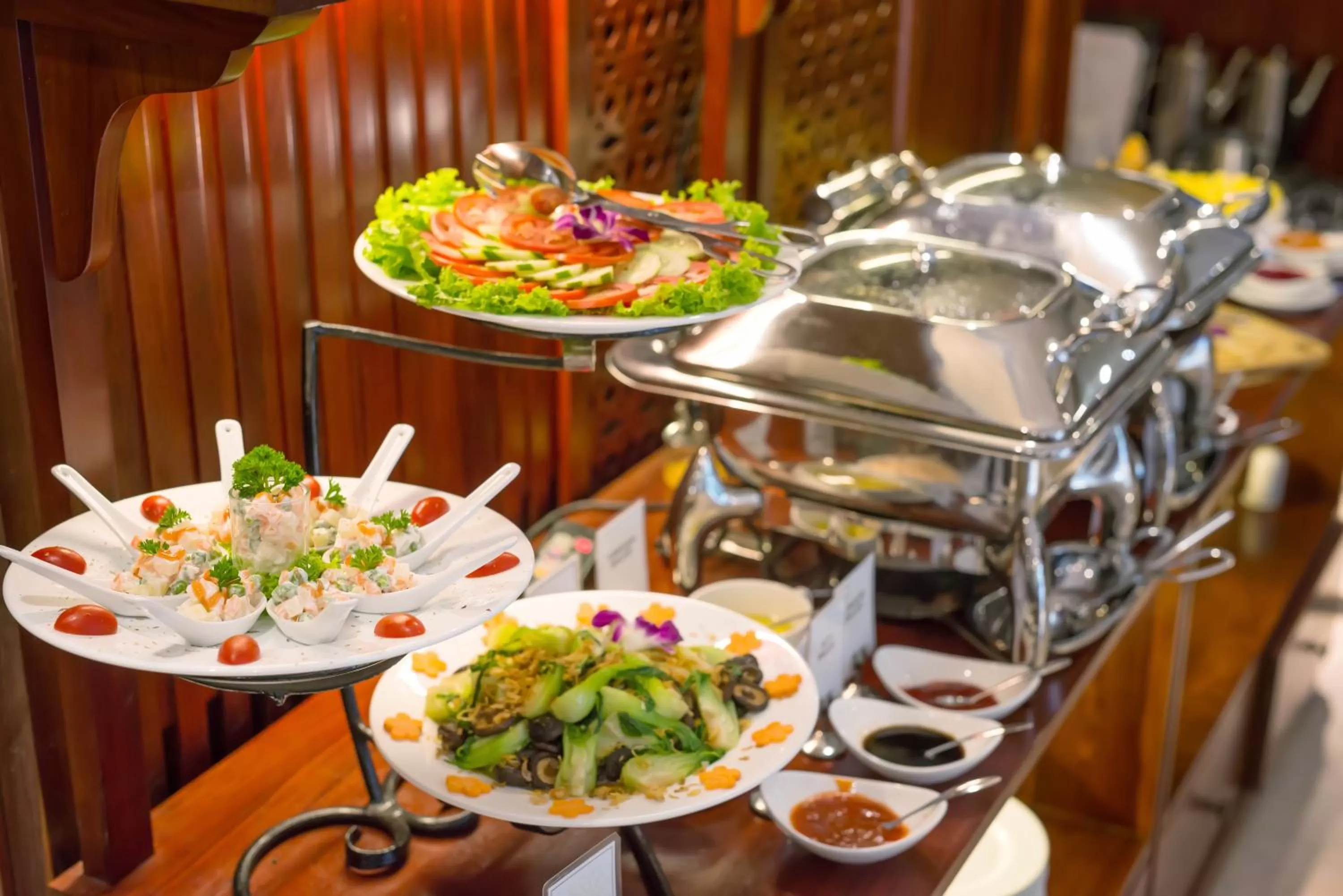 Buffet breakfast in Hanoi E Central Luxury Hotel & Restaurant