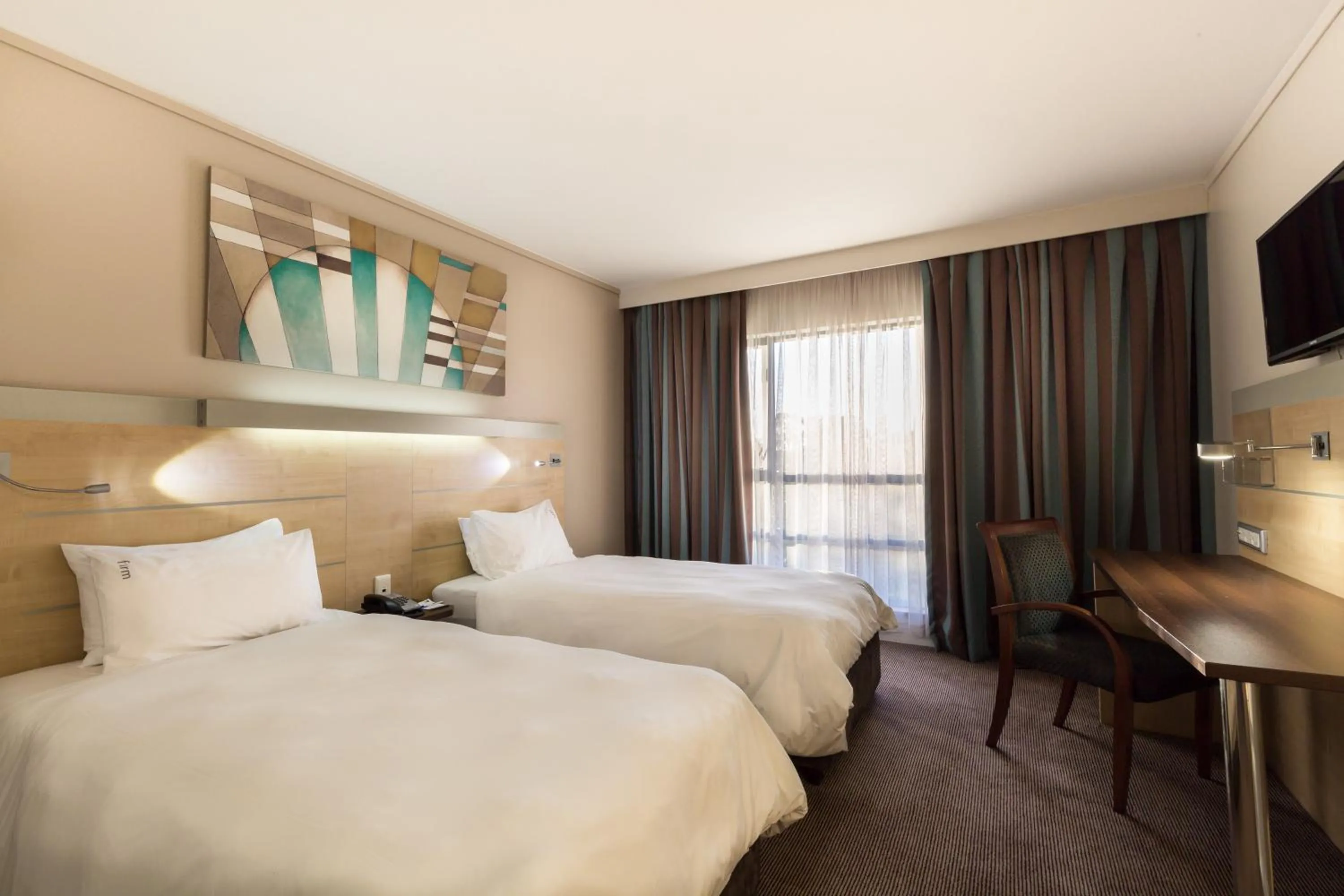 Photo of the whole room, Bed in Holiday Inn Express Sandton-Woodmead by IHG