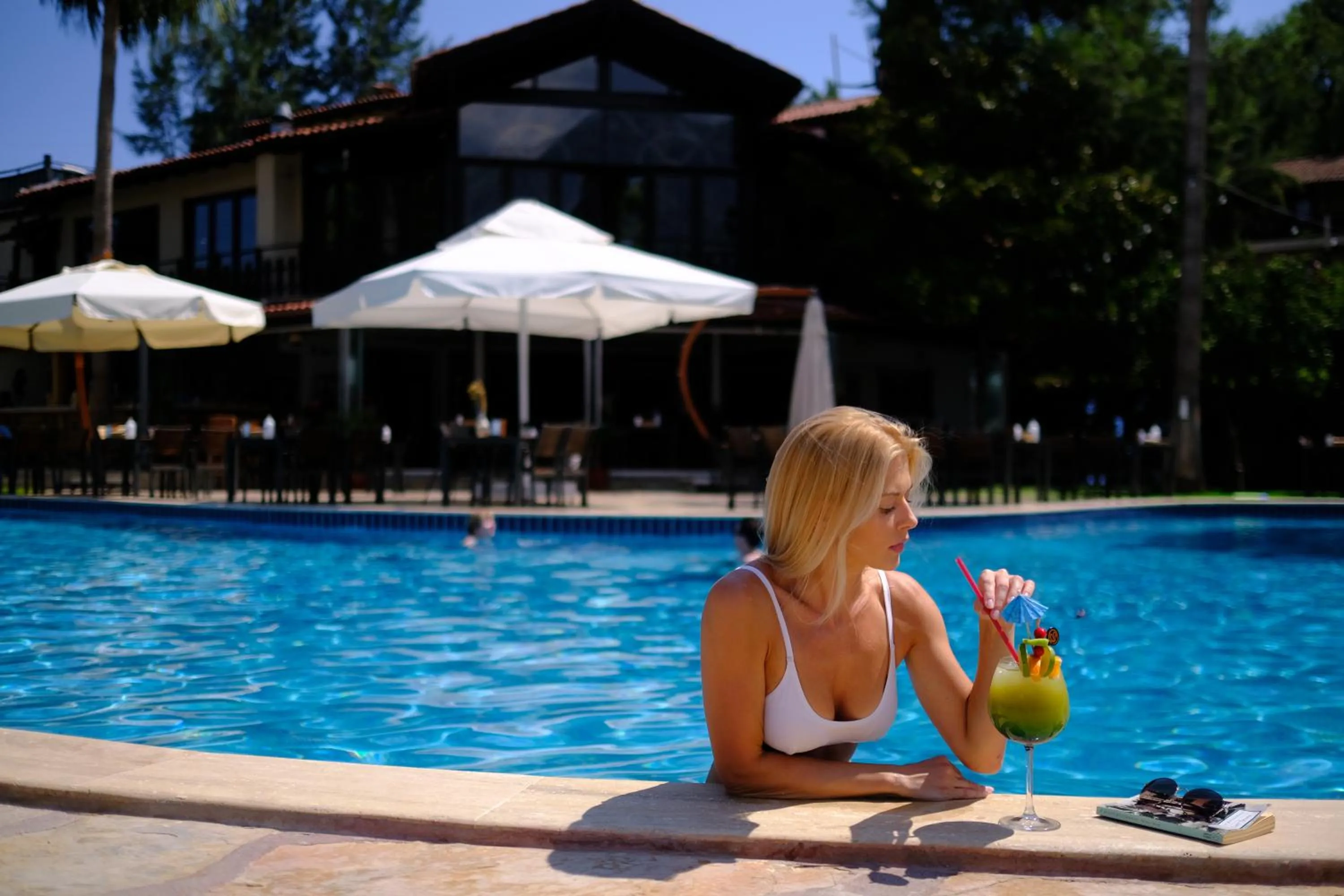 Patio in Hotel Berke Ranch&Nature