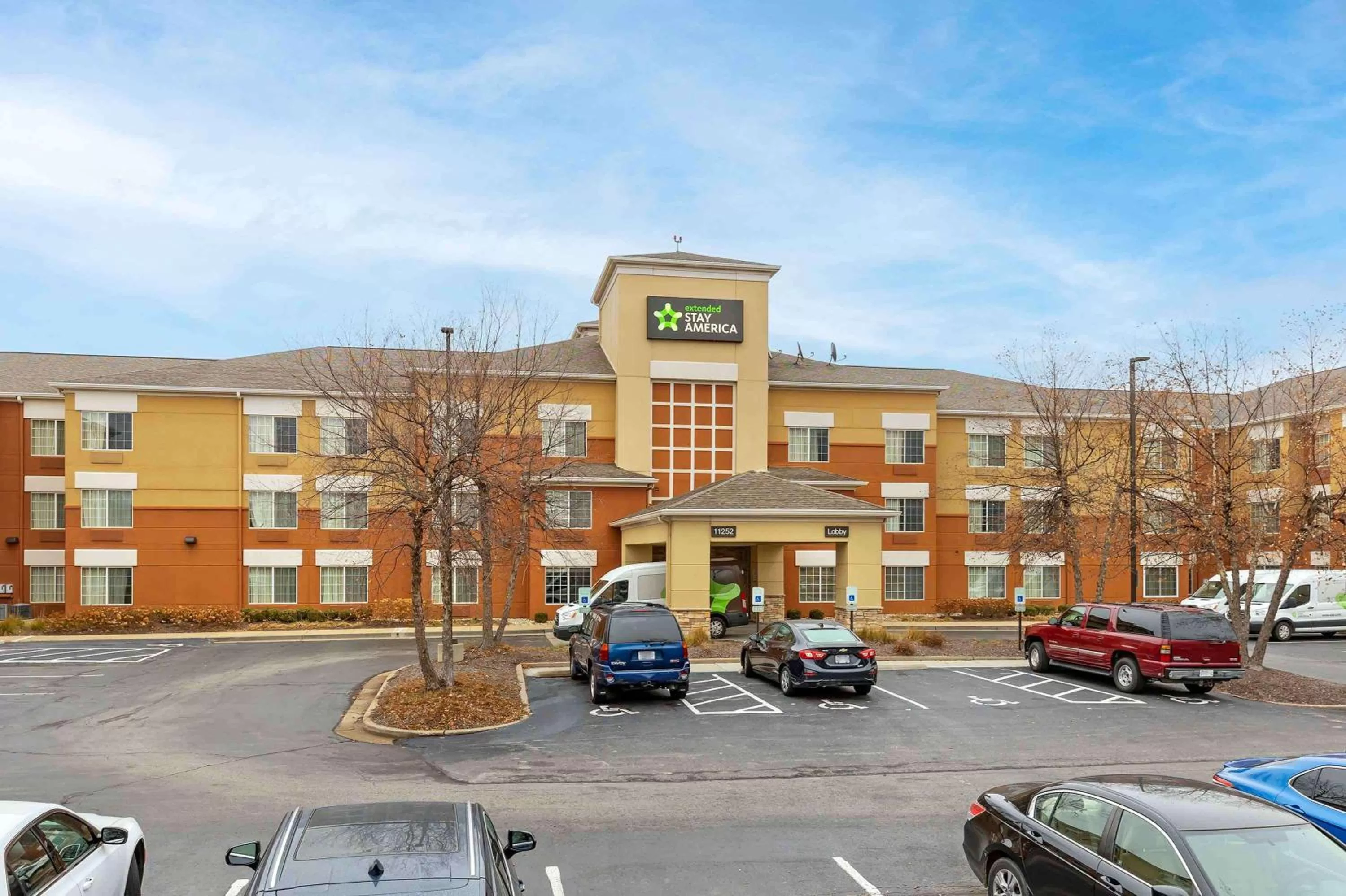 Property building in Extended Stay America Select Suites - St Louis - Airport - Central
