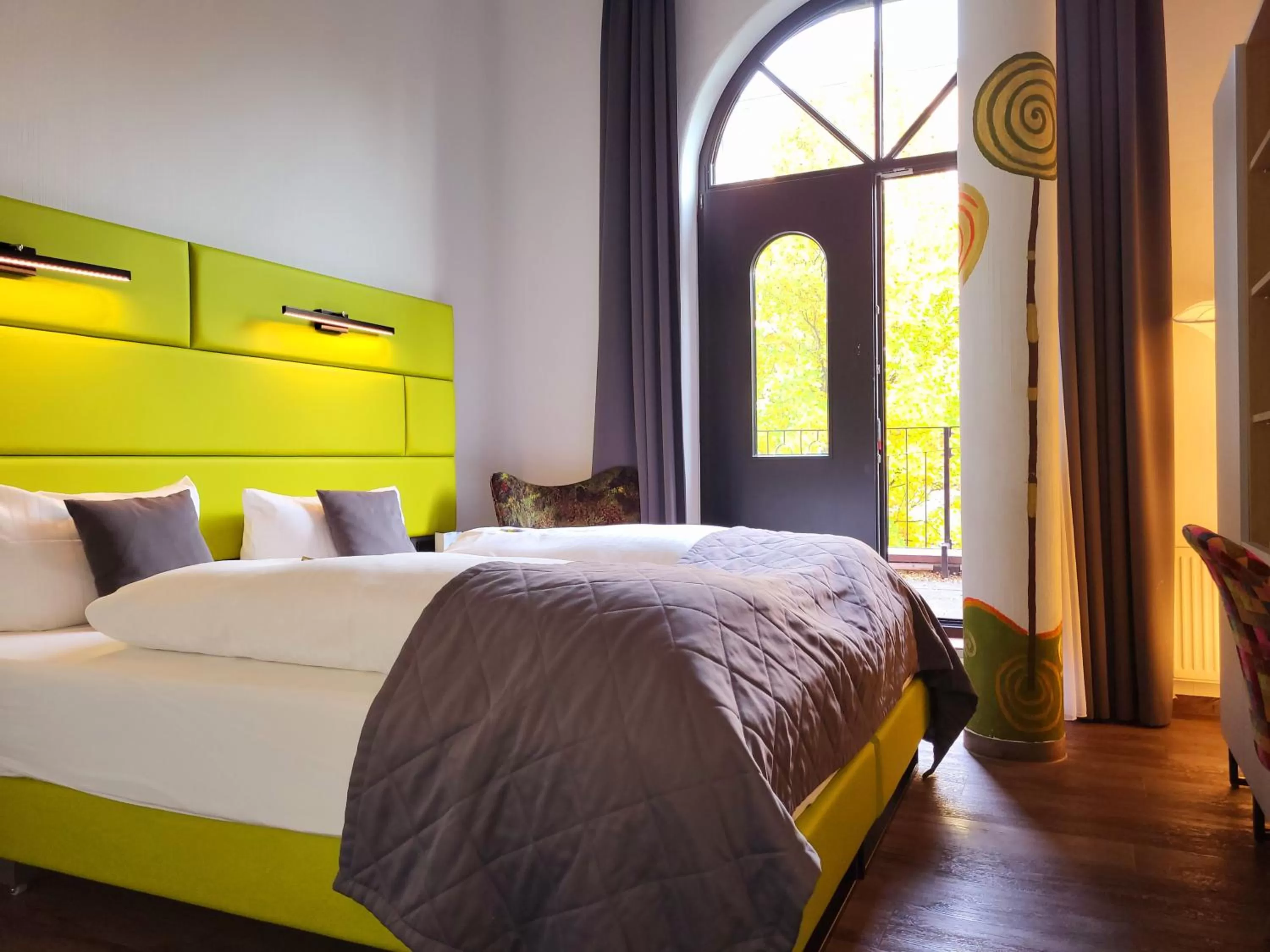 Bed in artHOTEL Magdeburg