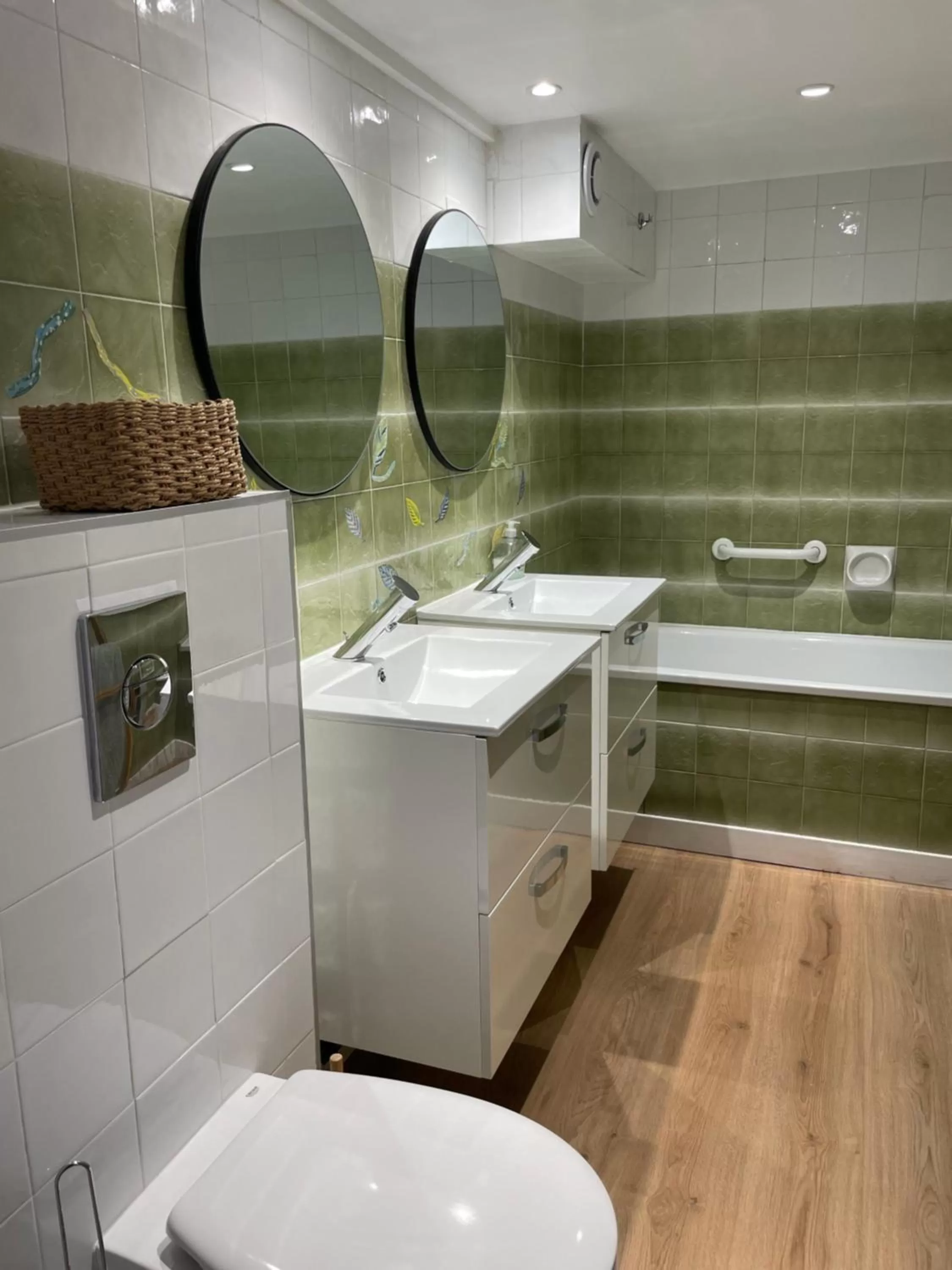 Shower in VILLA BONVOULOIR