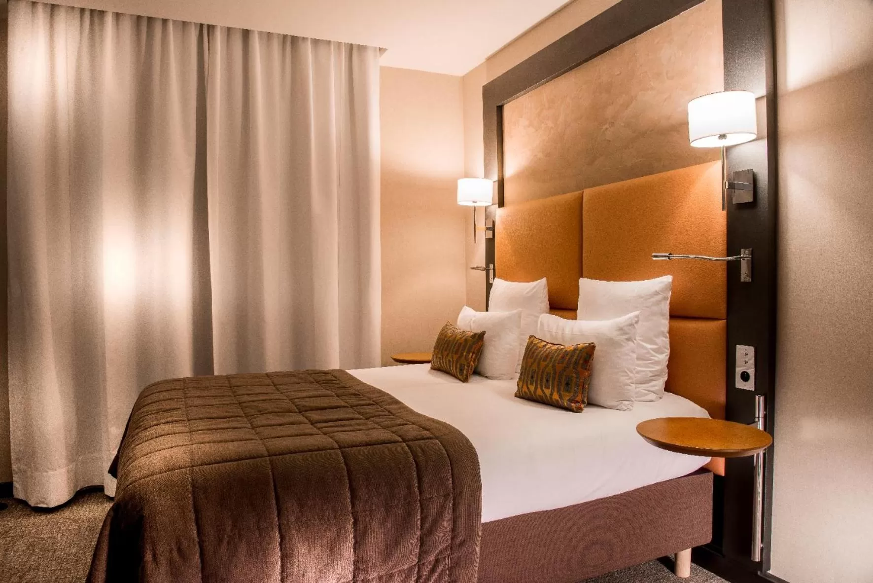 Bedroom, Bed in Impérial Palace