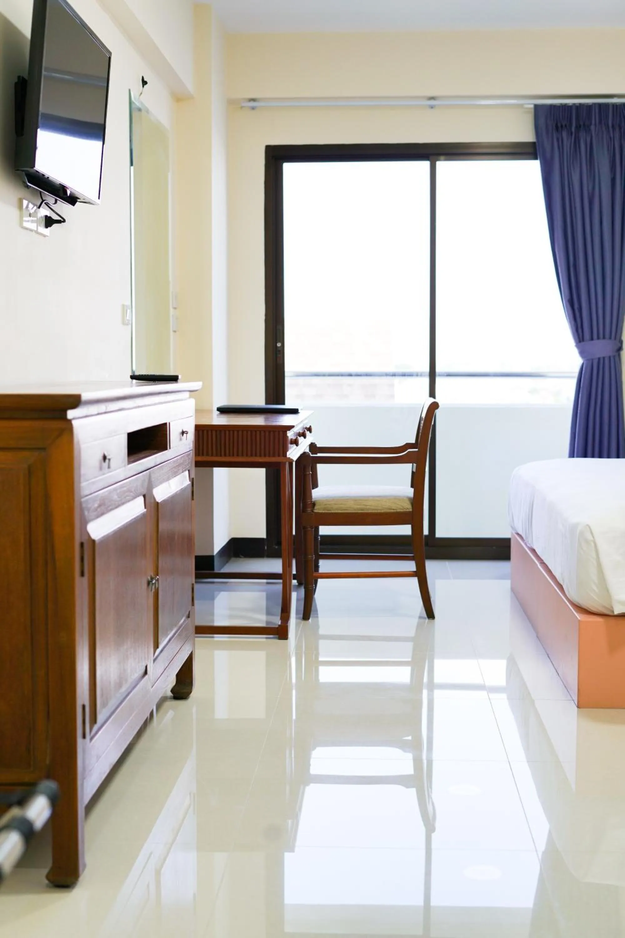 Bedroom, Bed in White House Bizotel