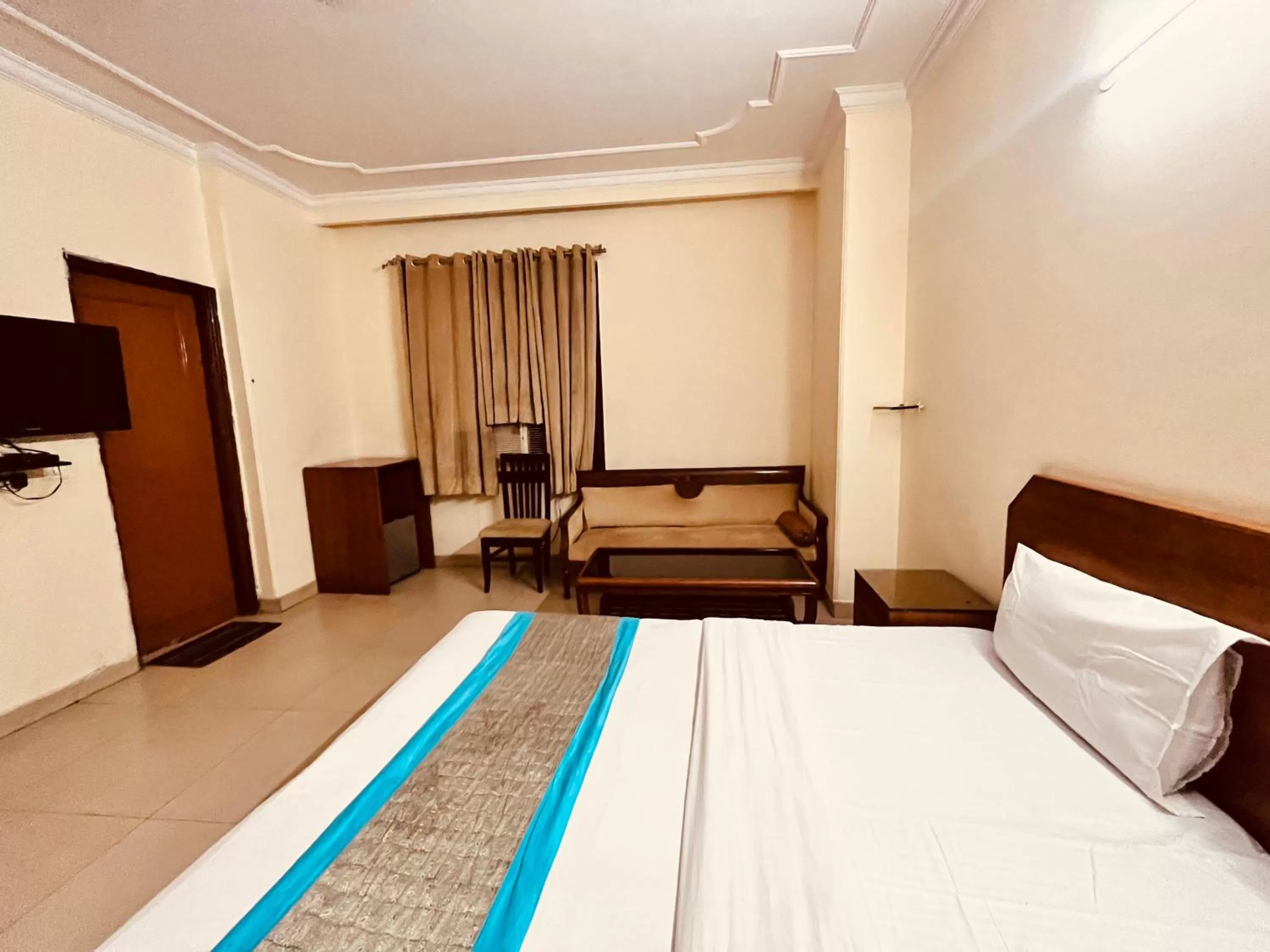 Bed in Ashoka Hotel Karol Bagh Delhi
