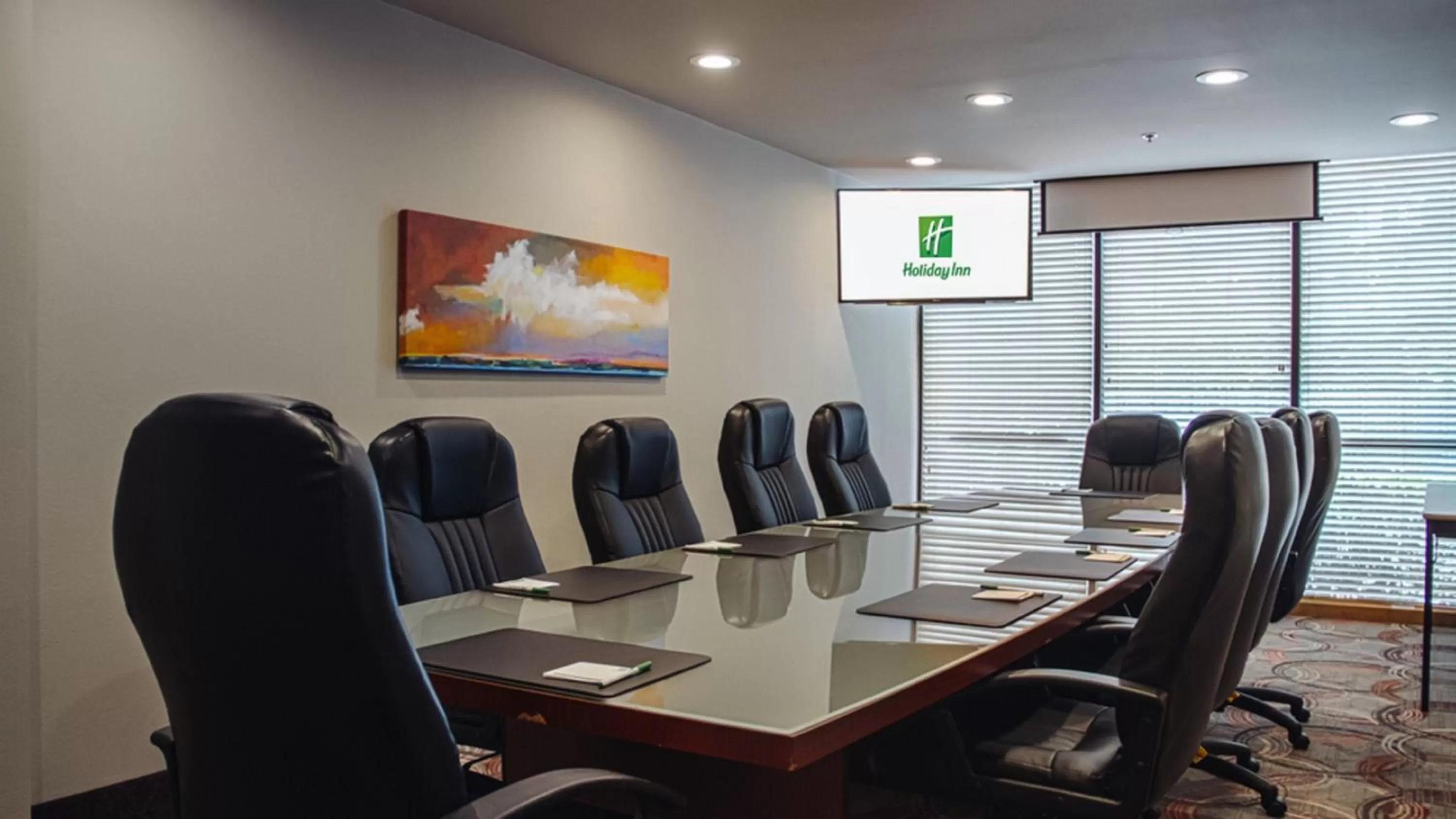 Meeting/conference room in Holiday Inn Hotel Atlanta-Tucker, a Full Service Hotel