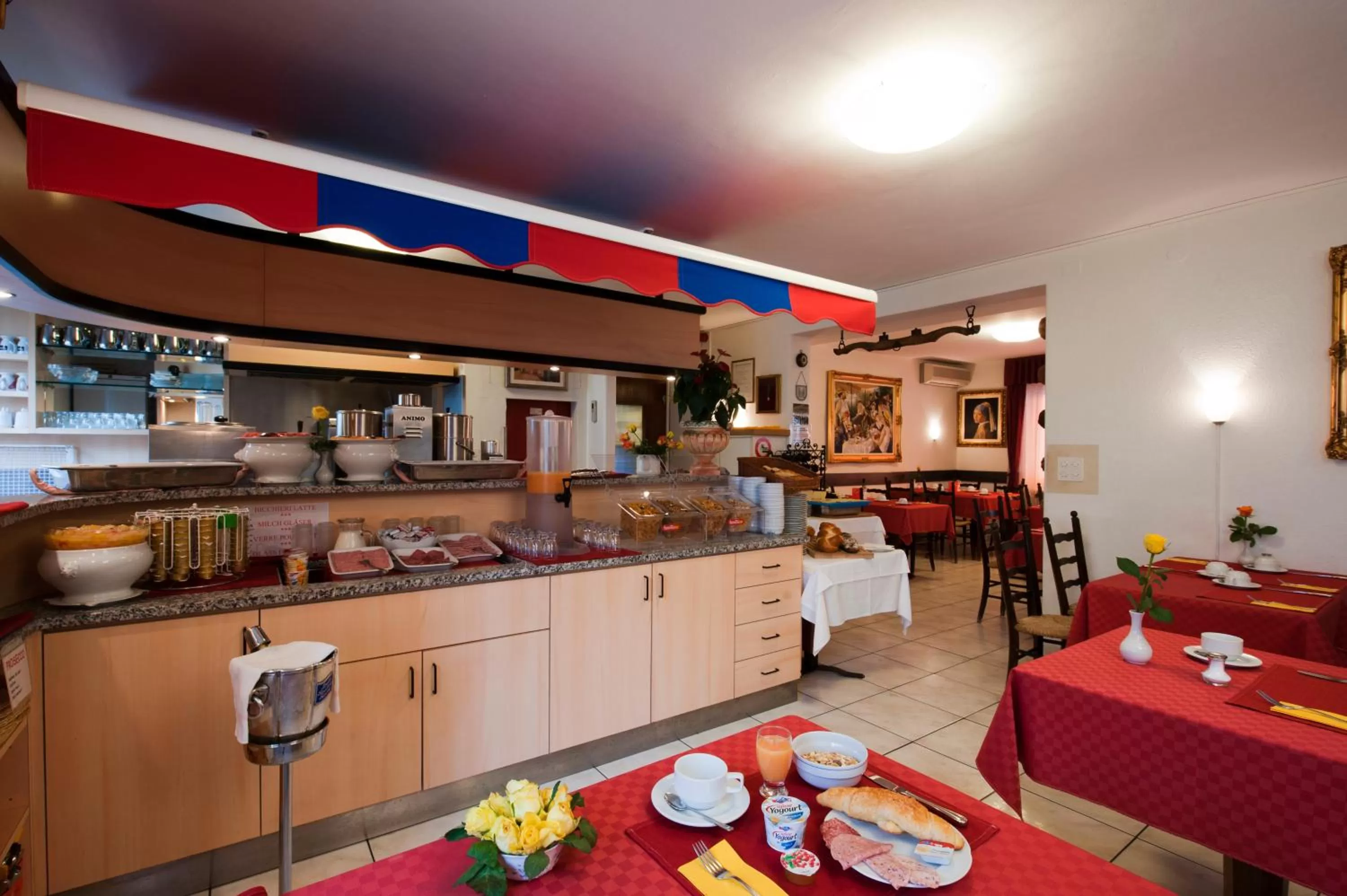 Restaurant/places to eat in Hotel Dischma - FREE BUS AND TRAIN TICKET