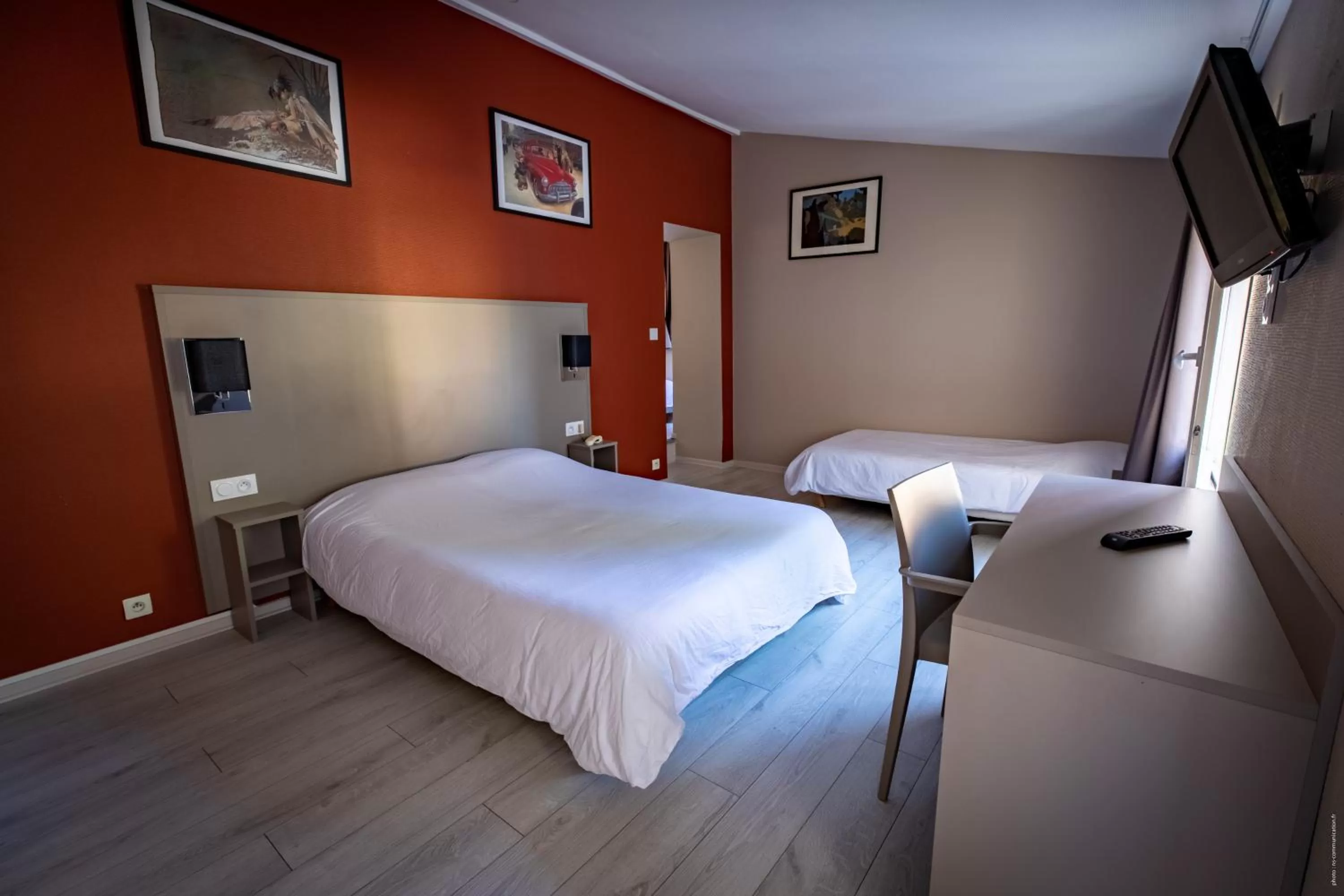 Photo of the whole room, Bed in Hotel de la Gare