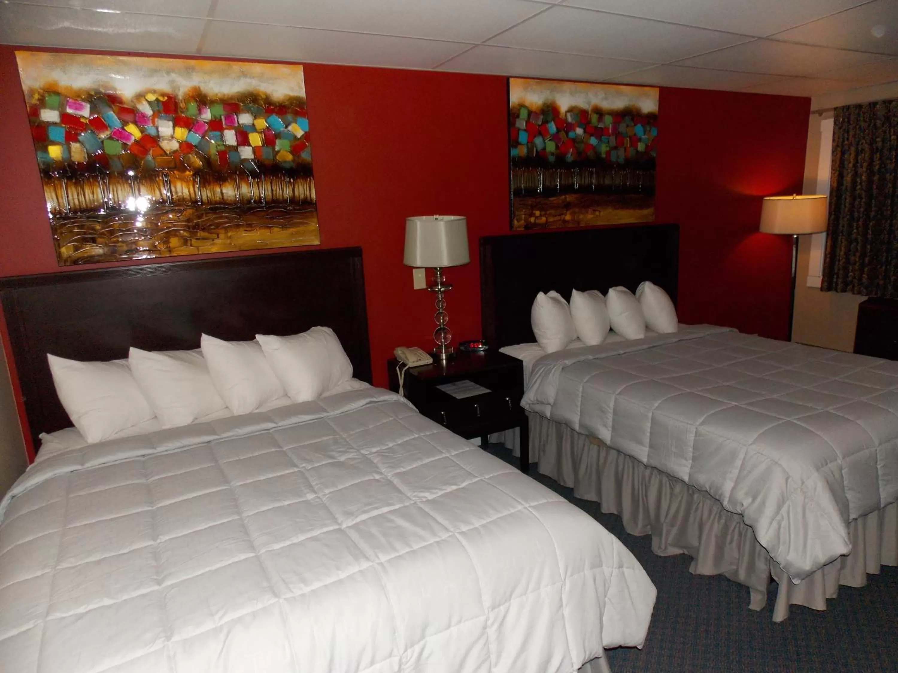 Bed in The Washburn Inn