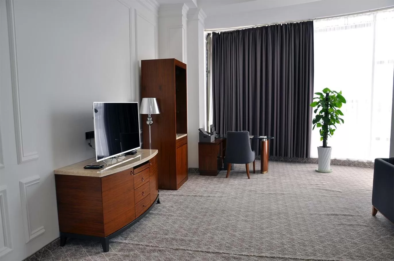 Parliament Palace Hotel