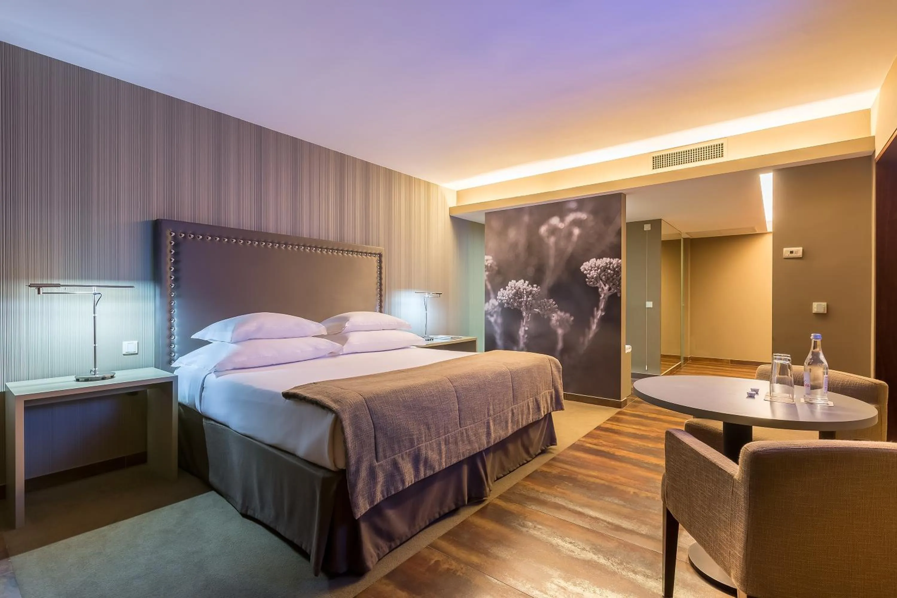 Bedroom, Bed in Salgados Palace