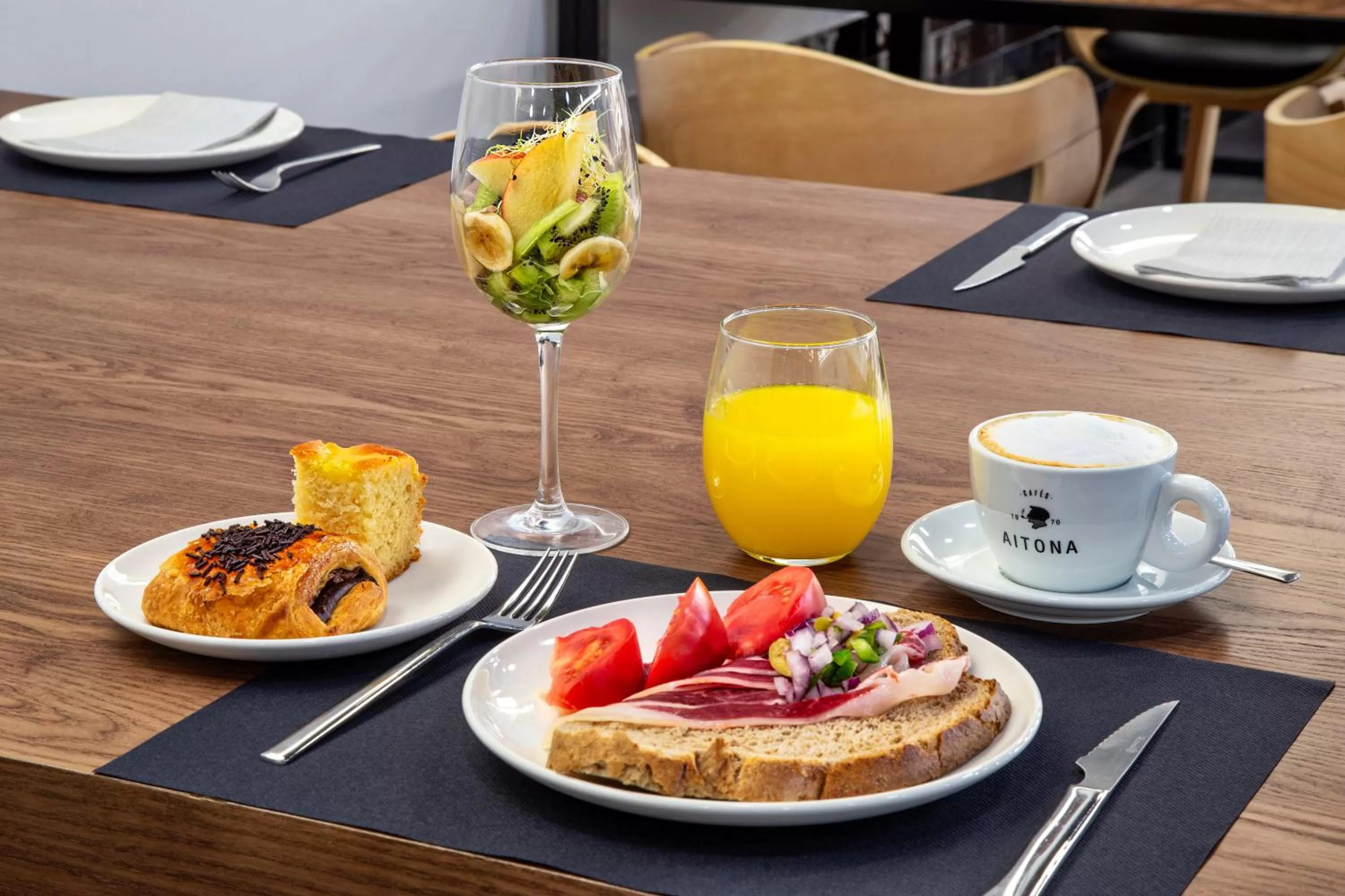 Breakfast in One Shot Tabakalera House