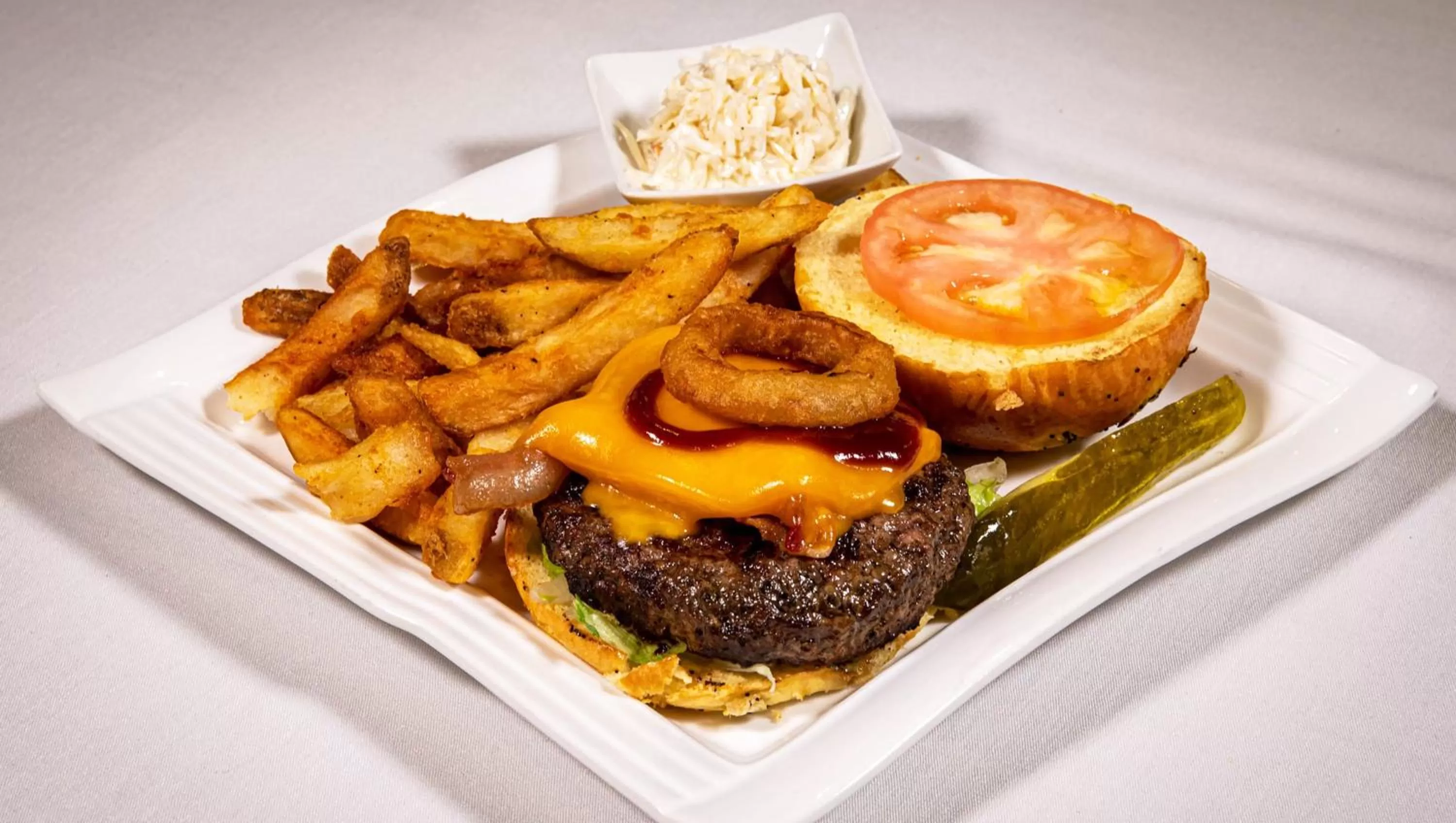 Restaurant/places to eat in Magnuson Grand Harrisburg