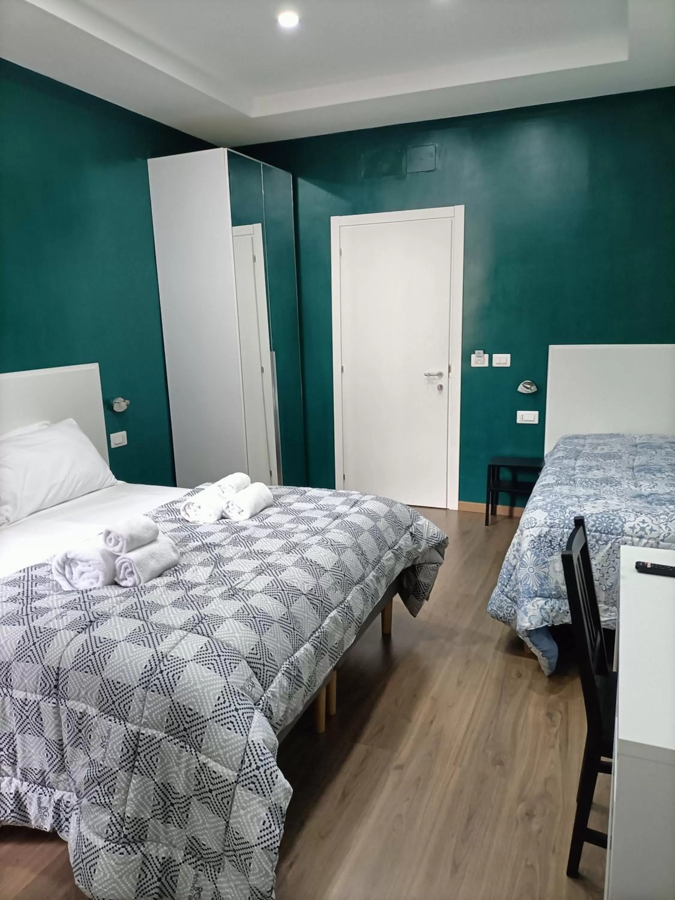 Photo of the whole room, Bed in Luxury B&B Iolanda