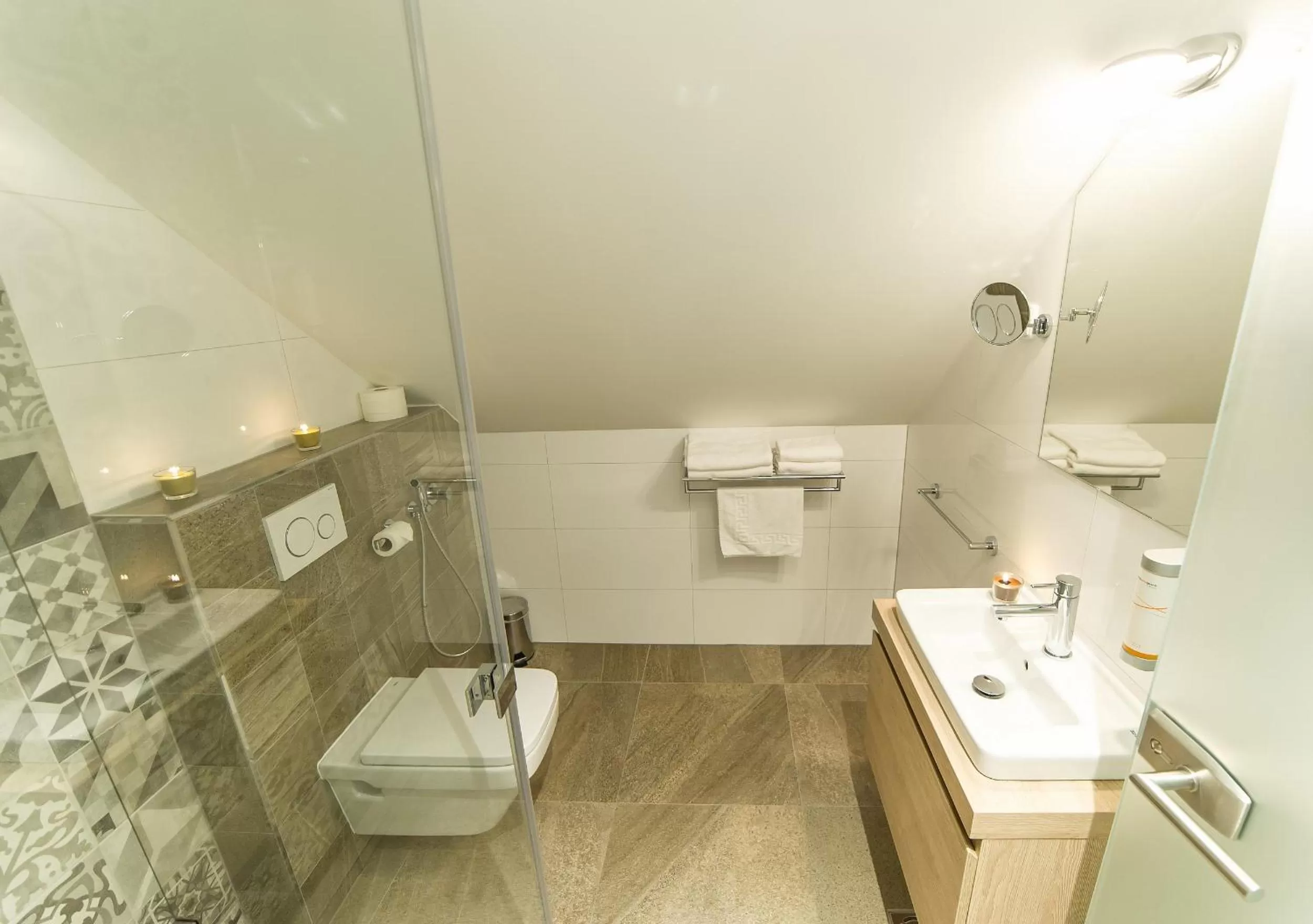 Garni hotel Castle Bridge