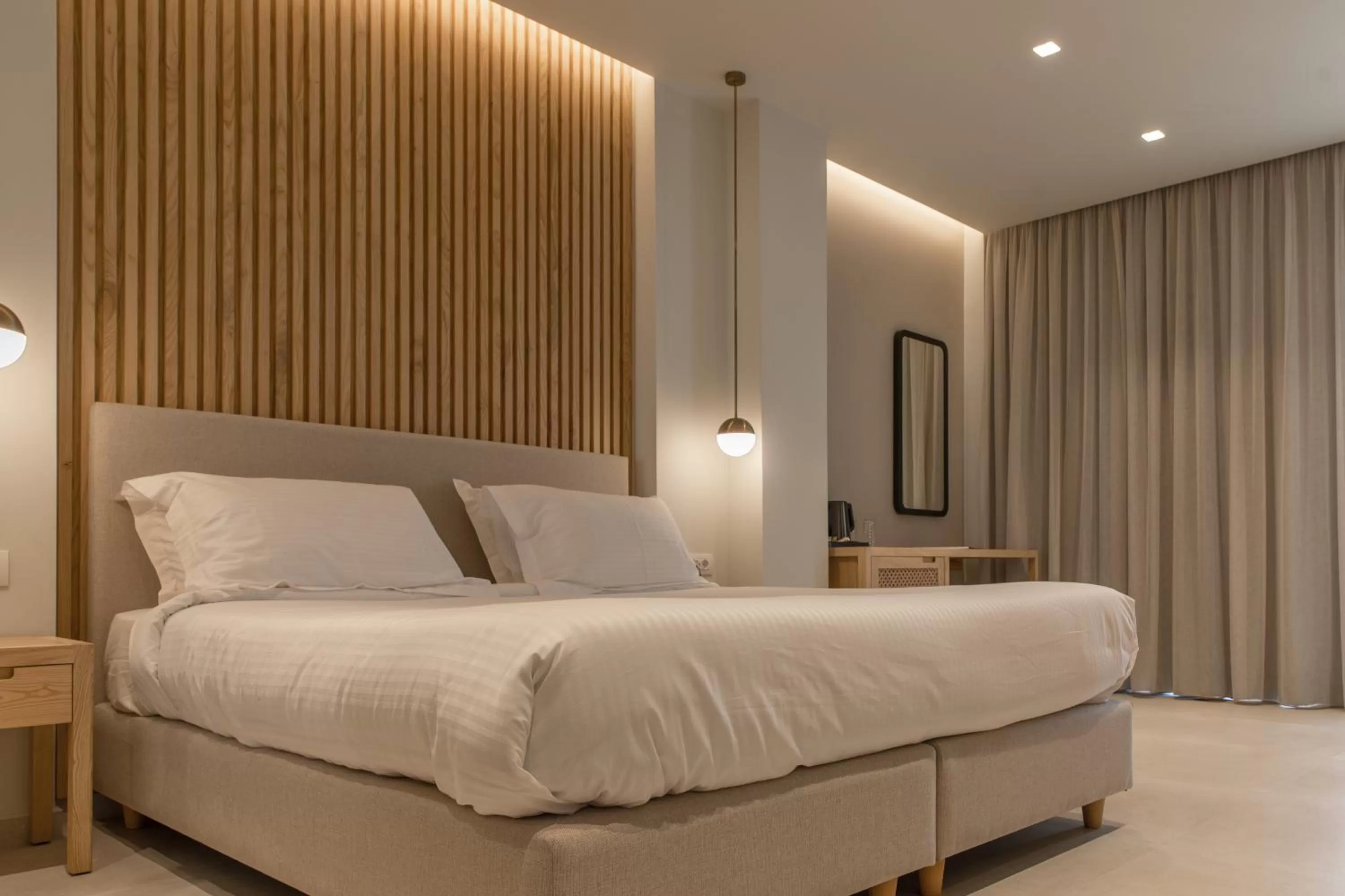 Photo of the whole room, Bed in Agrelli Hotel & Suites