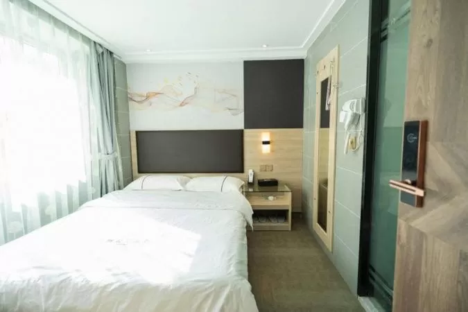 Bed in Shenzhen Hualian Boutique Hotel
