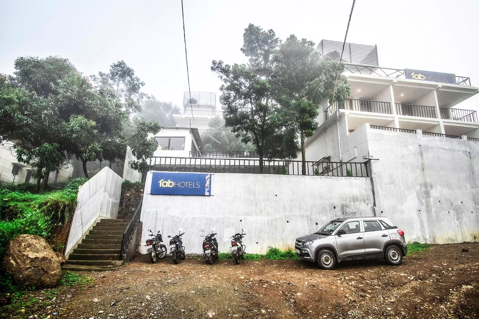 Facade/entrance, Property Building in FabHotel Tranquil Heights Kodaikanal