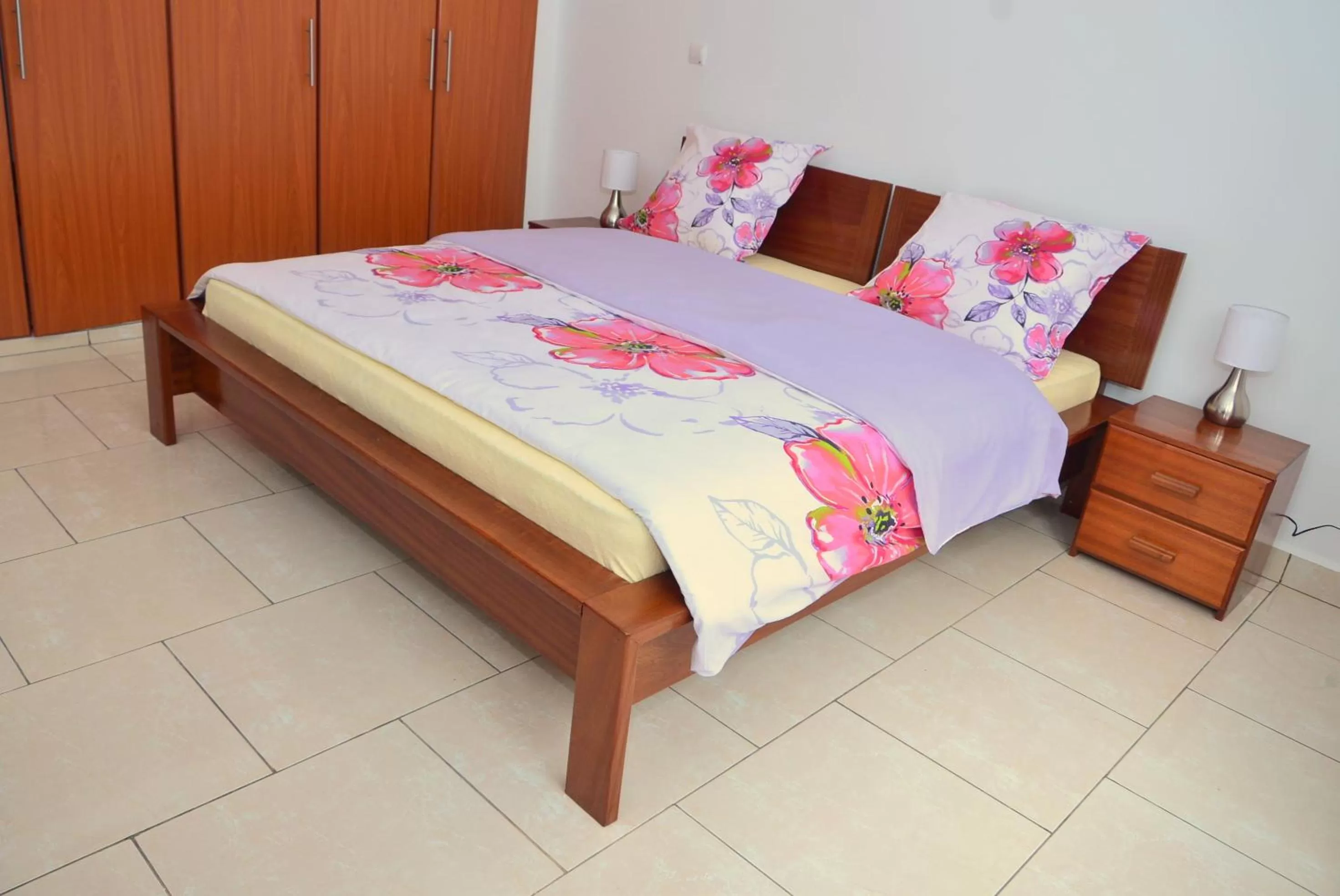 Bed in Hôtel Maisons-Sifa