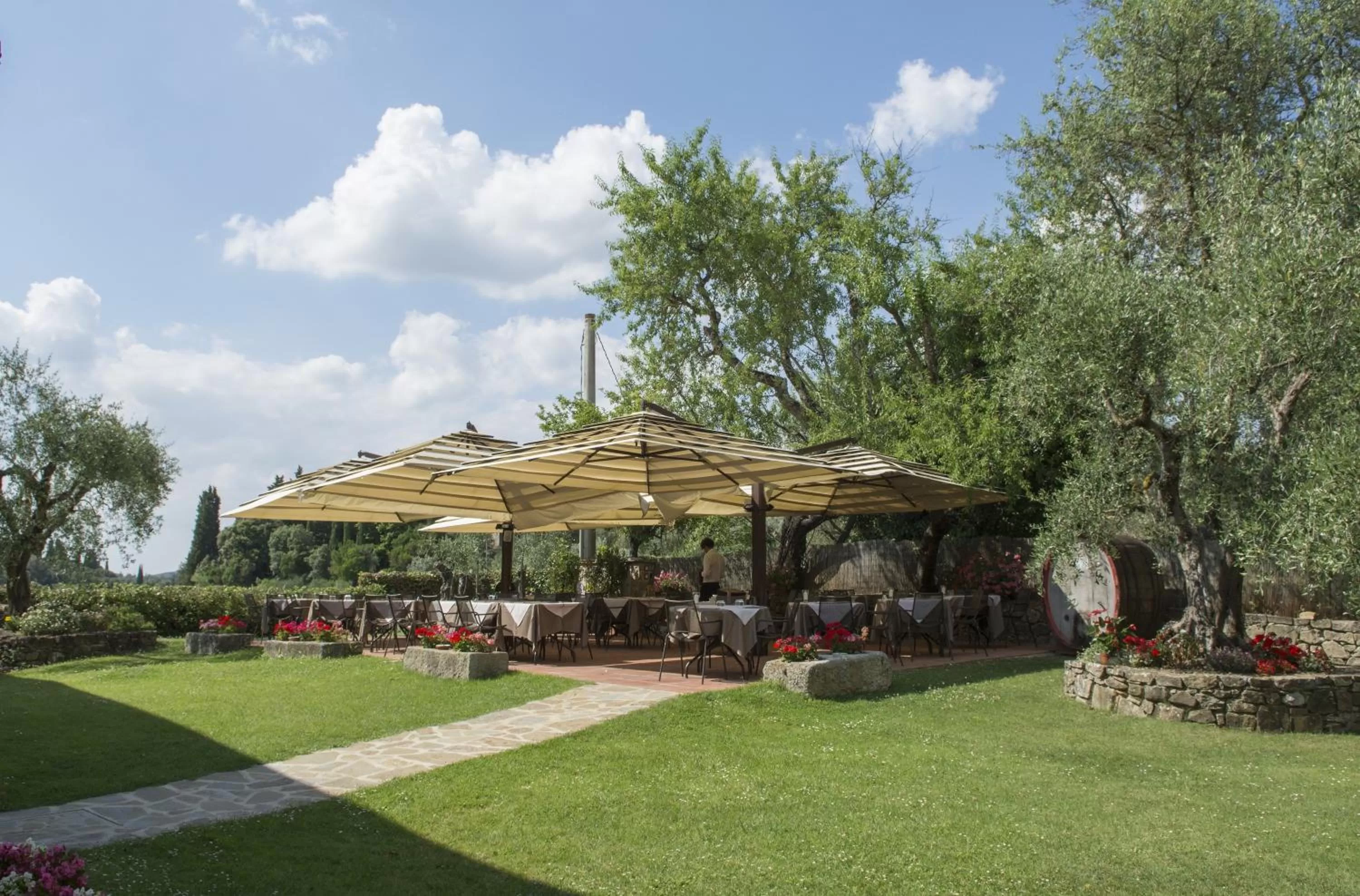 Restaurant/places to eat in Hotel Belvedere Di San Leonino