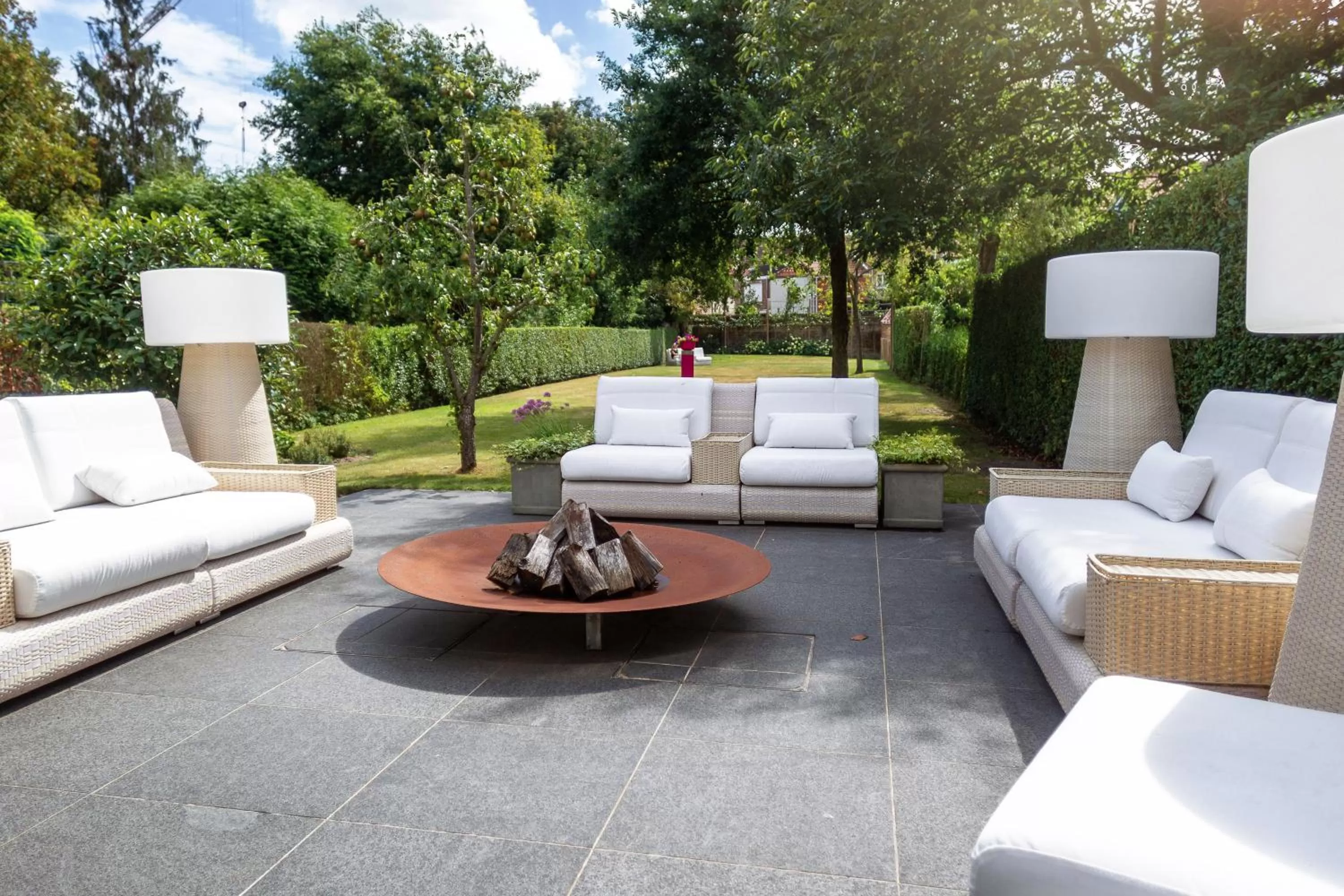 Garden in B&B Saint-Georges -Located in the city centre of Bruges-