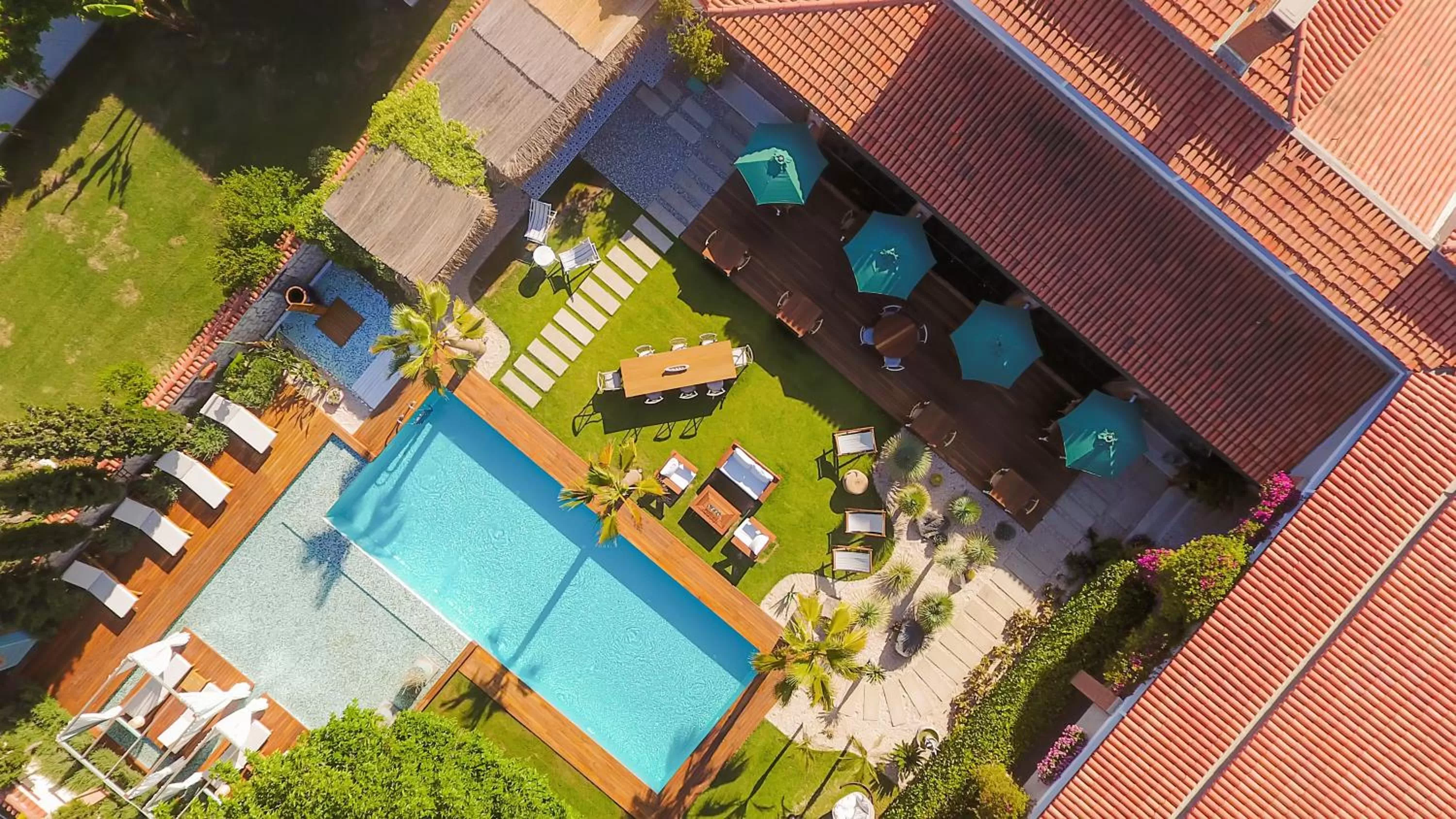 Bird's eye view in Cadde 75 Luxury Hotel - Alaçatı