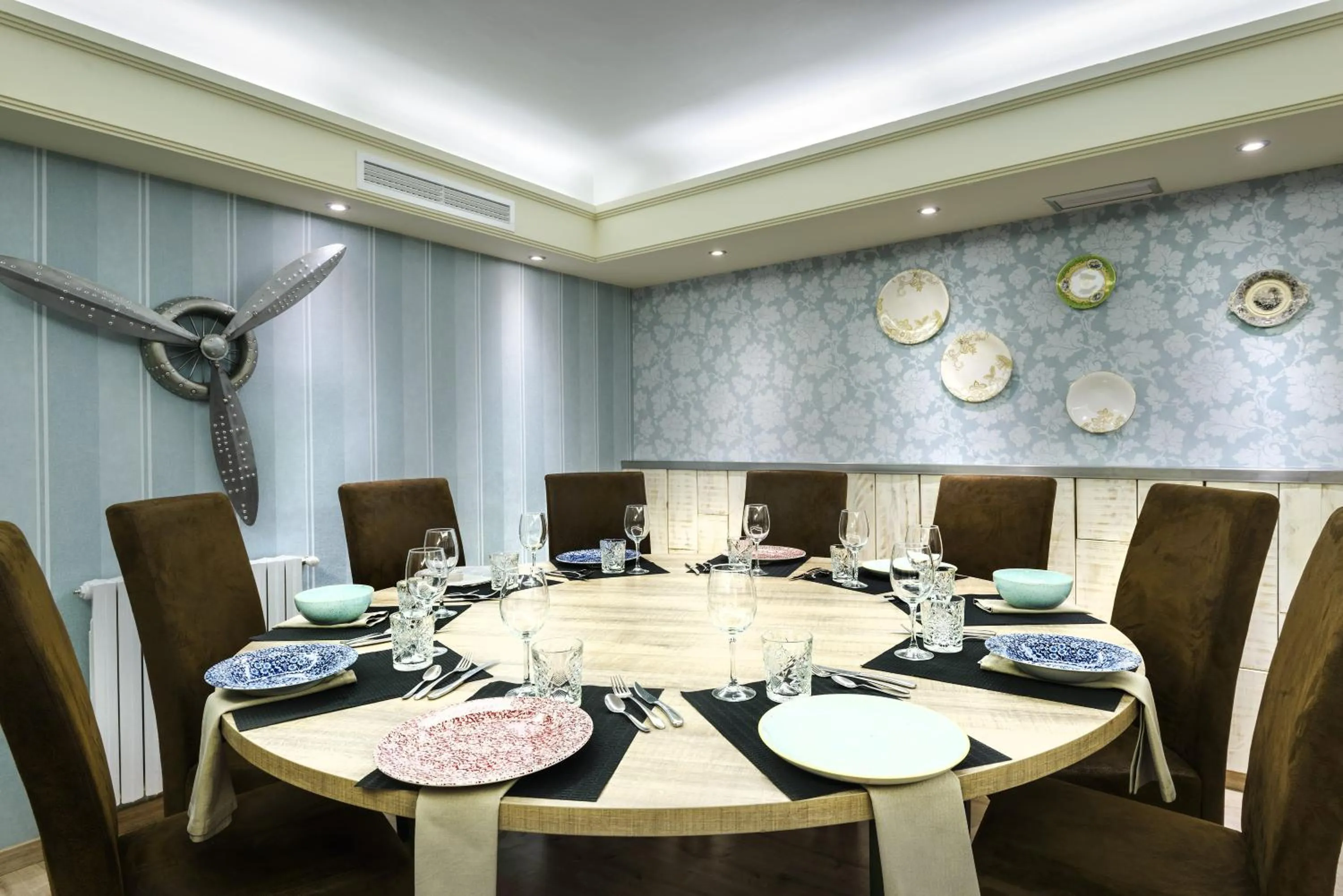 Restaurant/places to eat in Hotel El Acebo