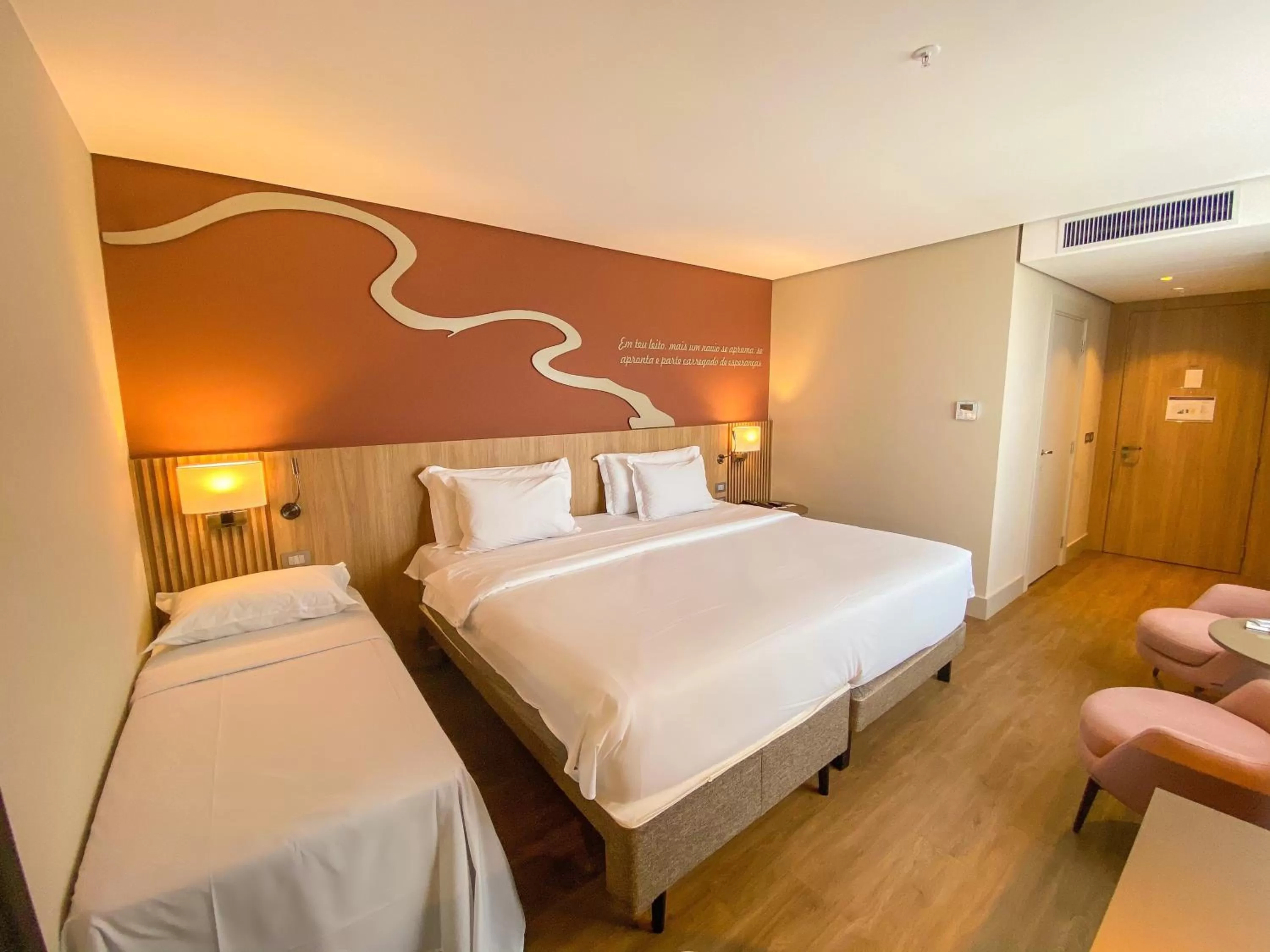 Bed in Mercure Itajai Navegantes