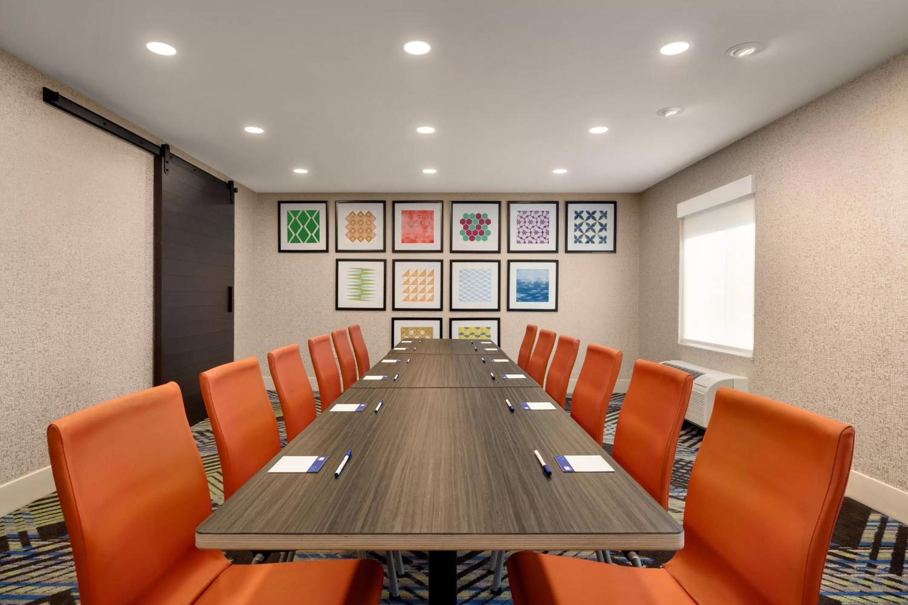 Meeting/conference room in Holiday Inn Express - Plattsburgh by IHG