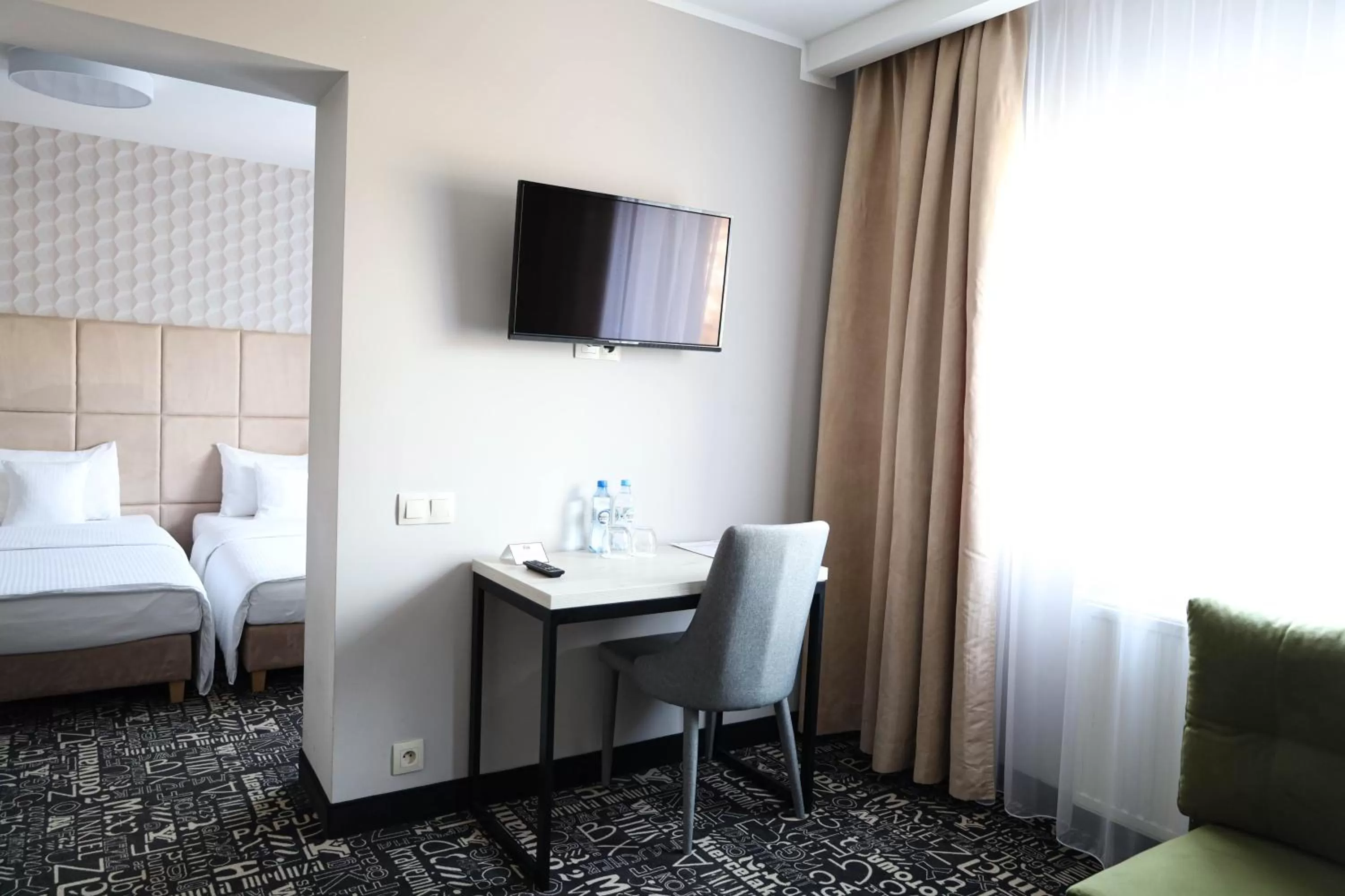 Living room, Bed in Falenty Biznes i Wypoczynek