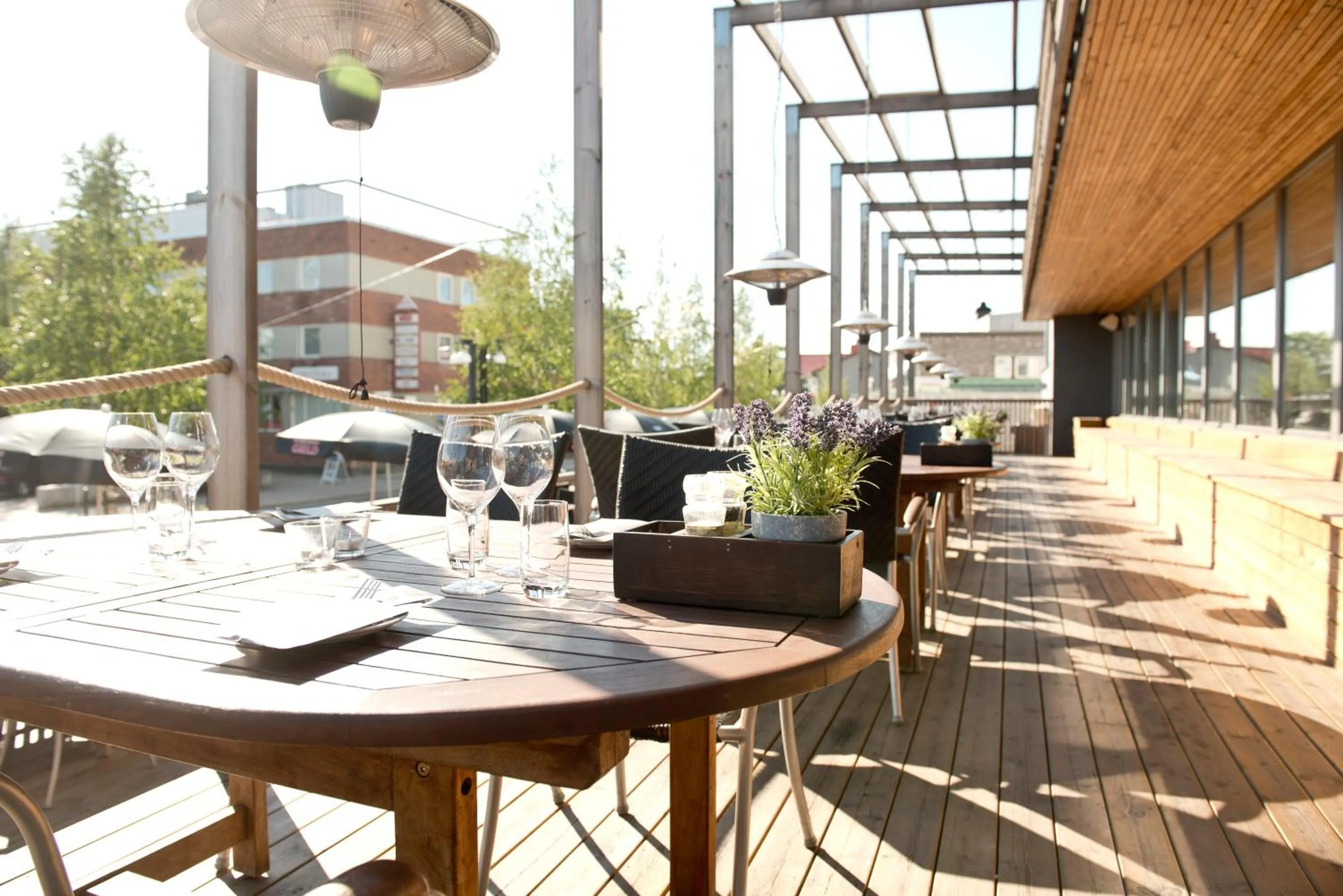 Restaurant/places to eat in Hotell Valhall