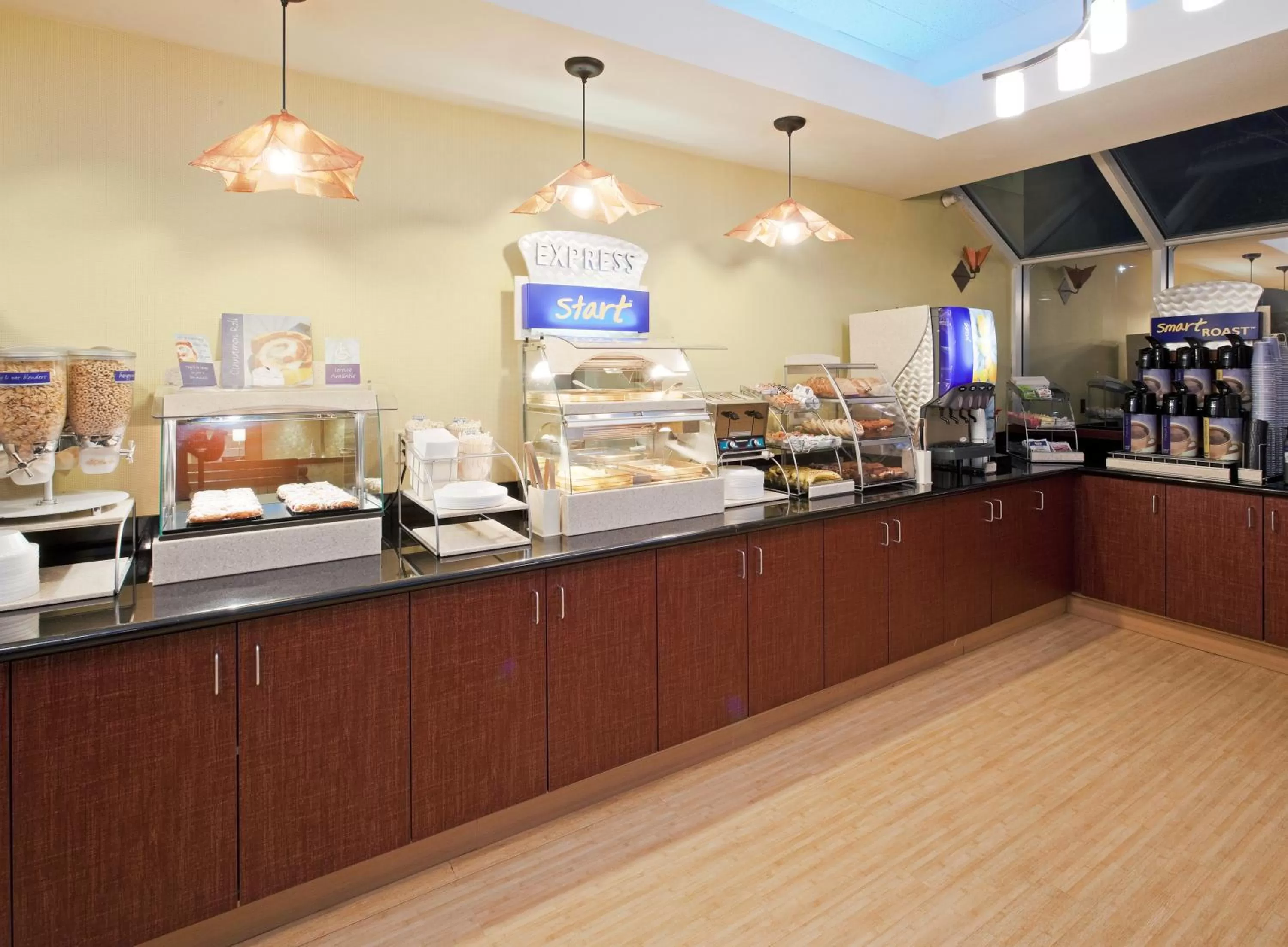 Breakfast in Holiday Inn Express Berkeley by IHG