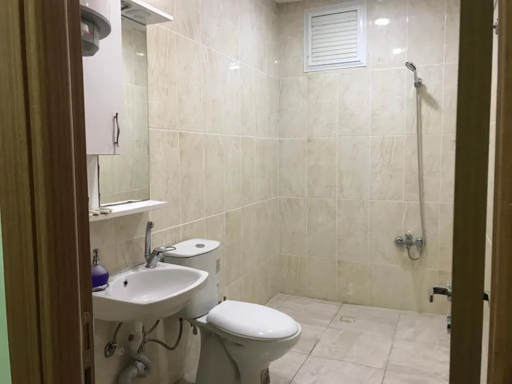 Shower in Historial Hotel