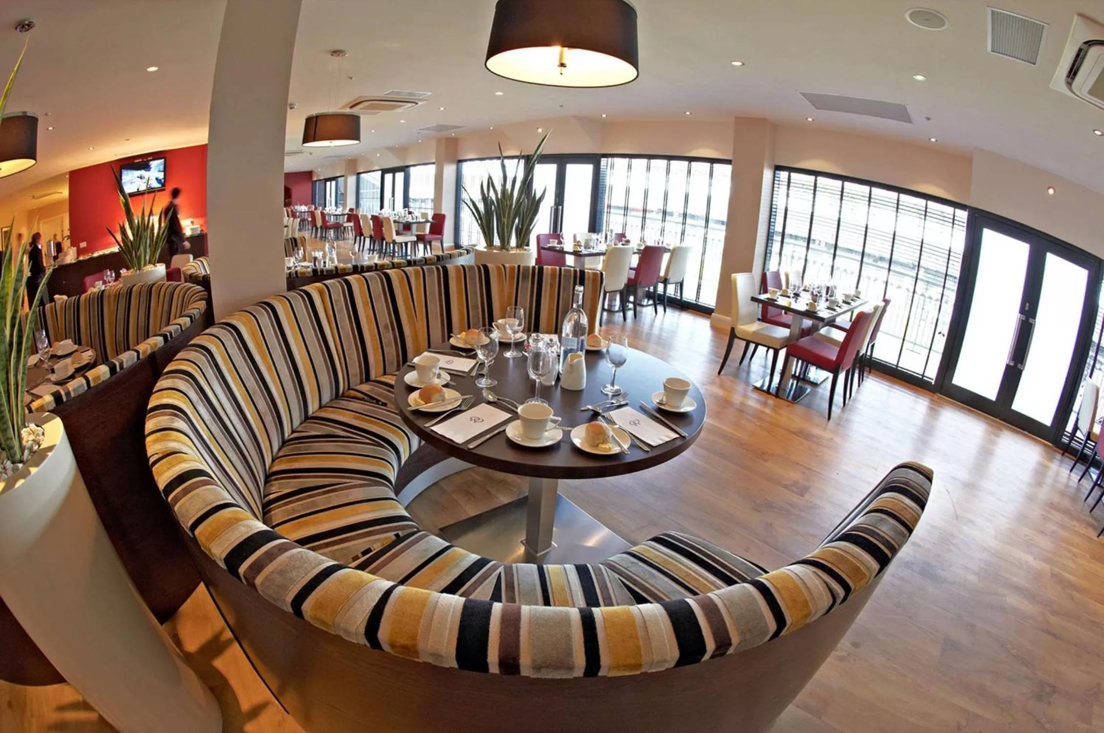 Restaurant/places to eat in DoubleTree By Hilton Milton Keynes