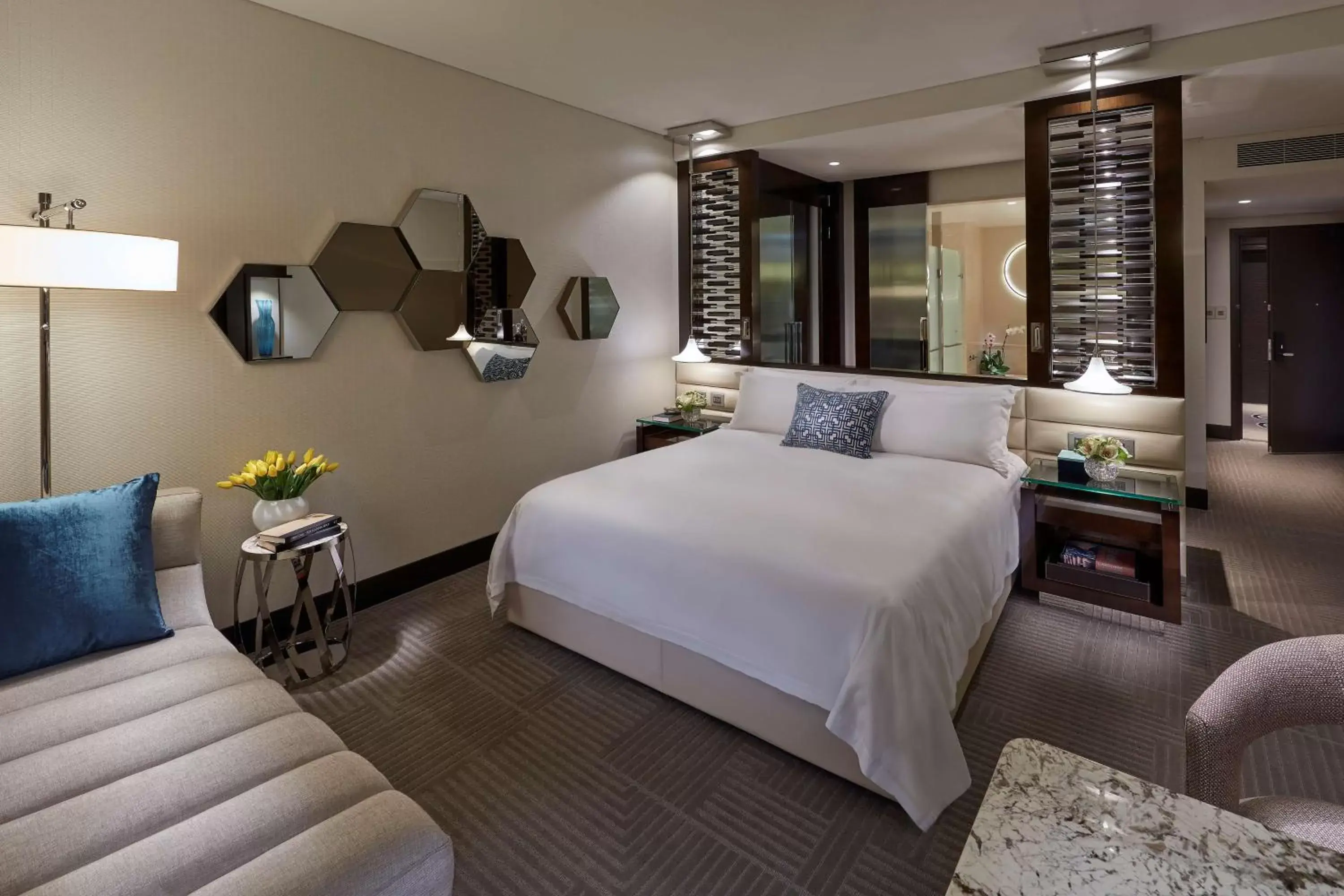 Deluxe King Room in Crown Towers Perth Deluxe King Room in Crown Towers Perth