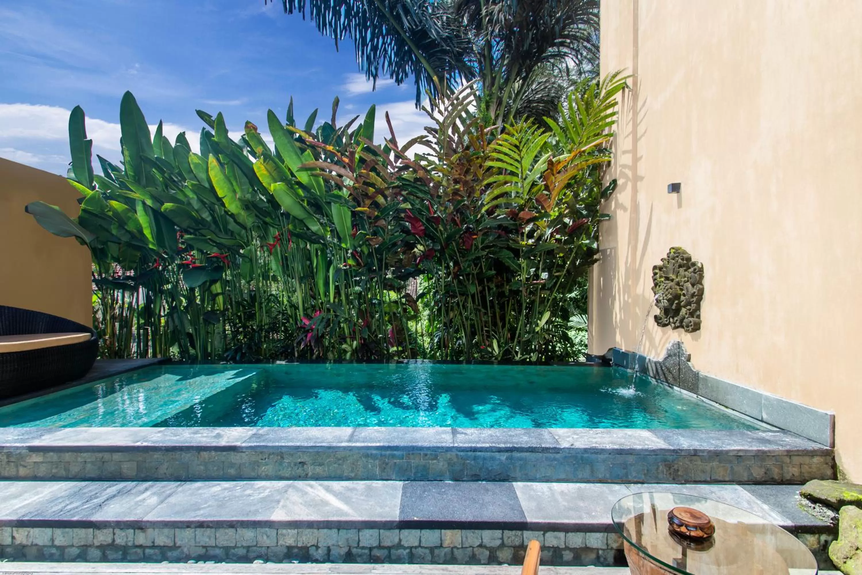 Swimming pool in Weda Cita Resort and Spa by Mahaputra