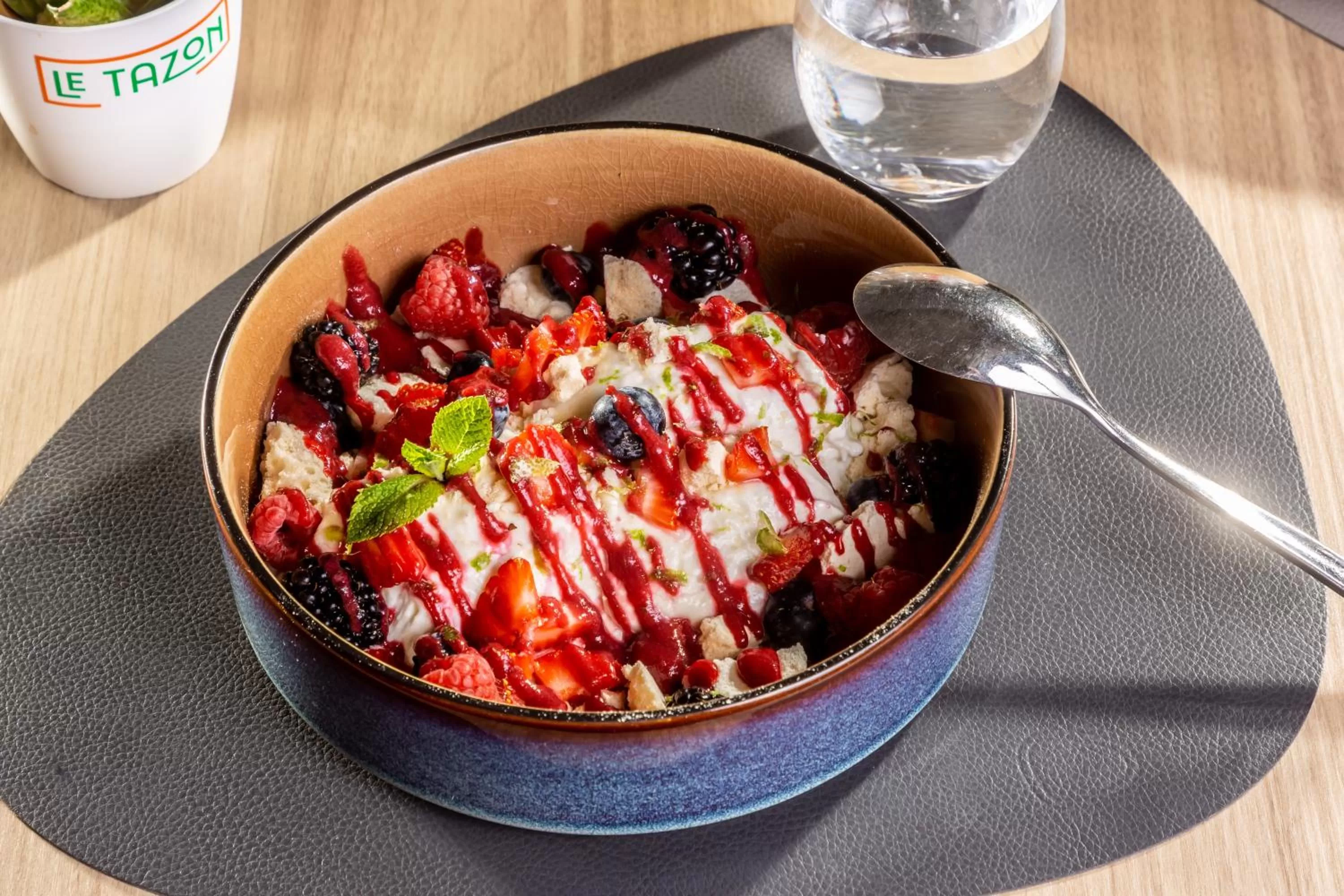 Restaurant/places to eat in Novotel Bourges