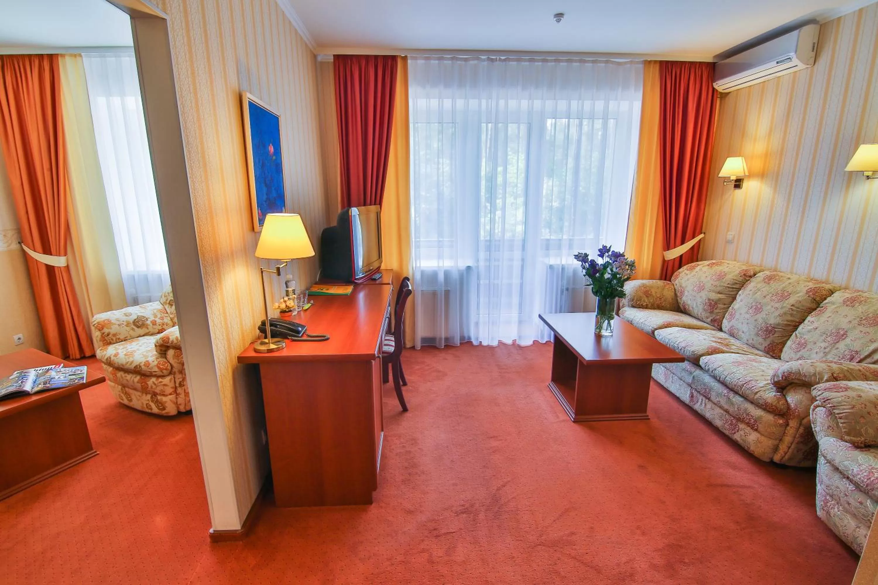 Living room in Ukraina Hotel